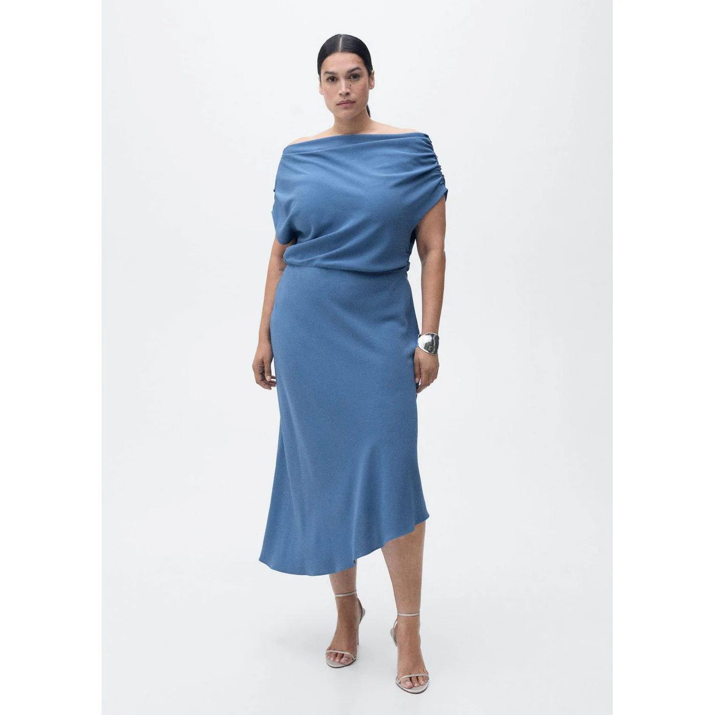 Robe Marina - Blue - Image 6