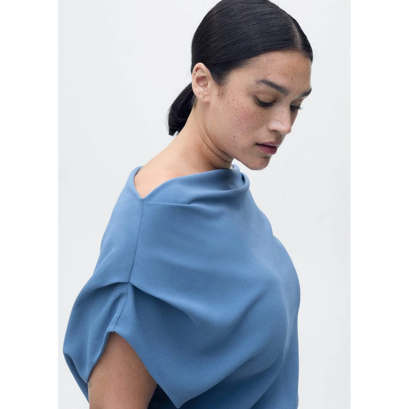 Robe Marina - Blue - Image 7