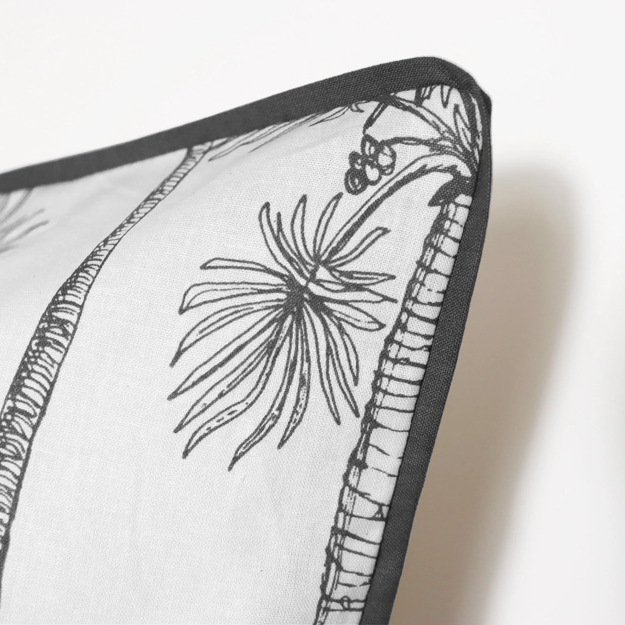 Parure De Lit - Gravure Tropicale - 100% Coton - Blanc Et Noir - Image 5