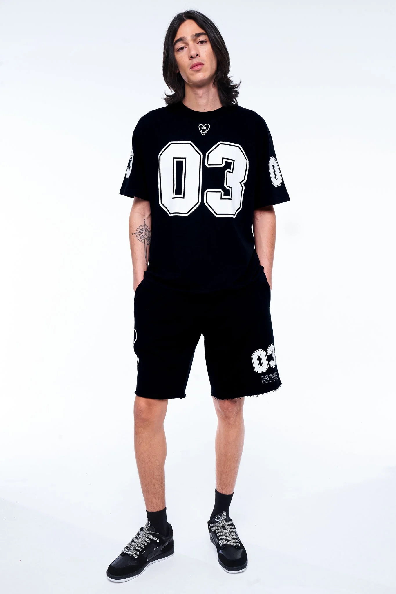 T-Shirt Naive - Black - Image 4