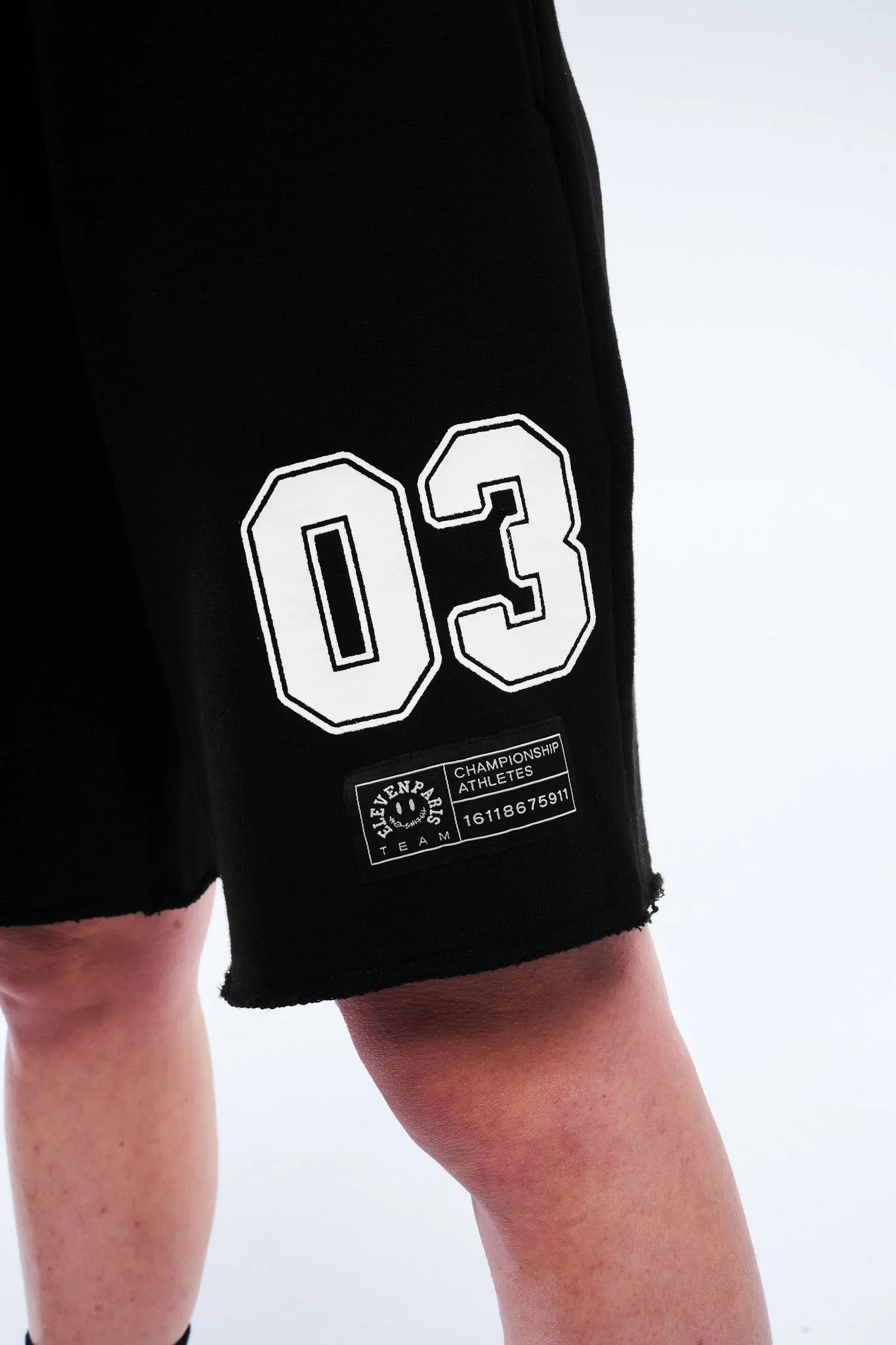 Short Nazio - Black - Image 5