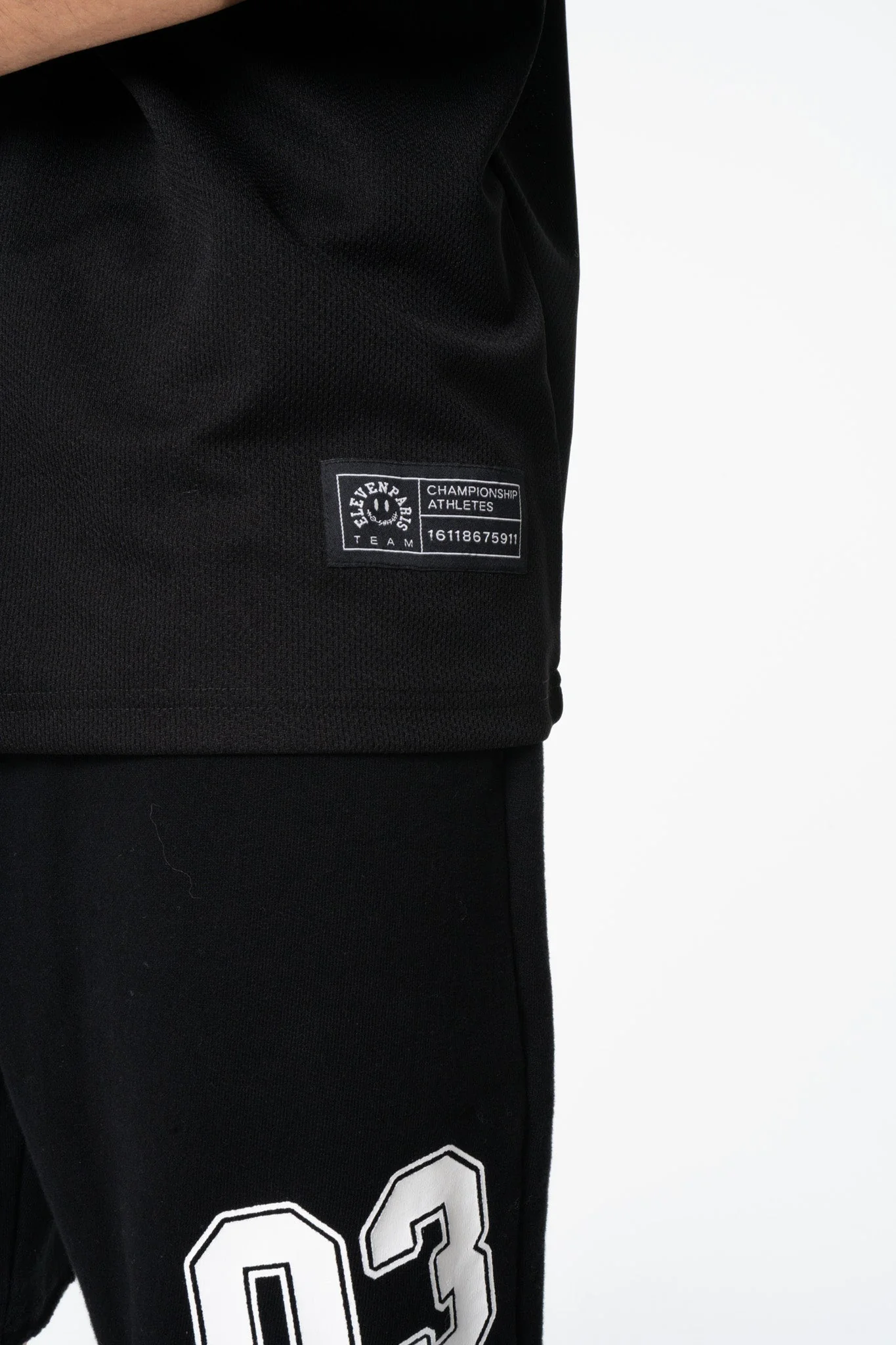 T-Shirt Neba - Black - Image 9