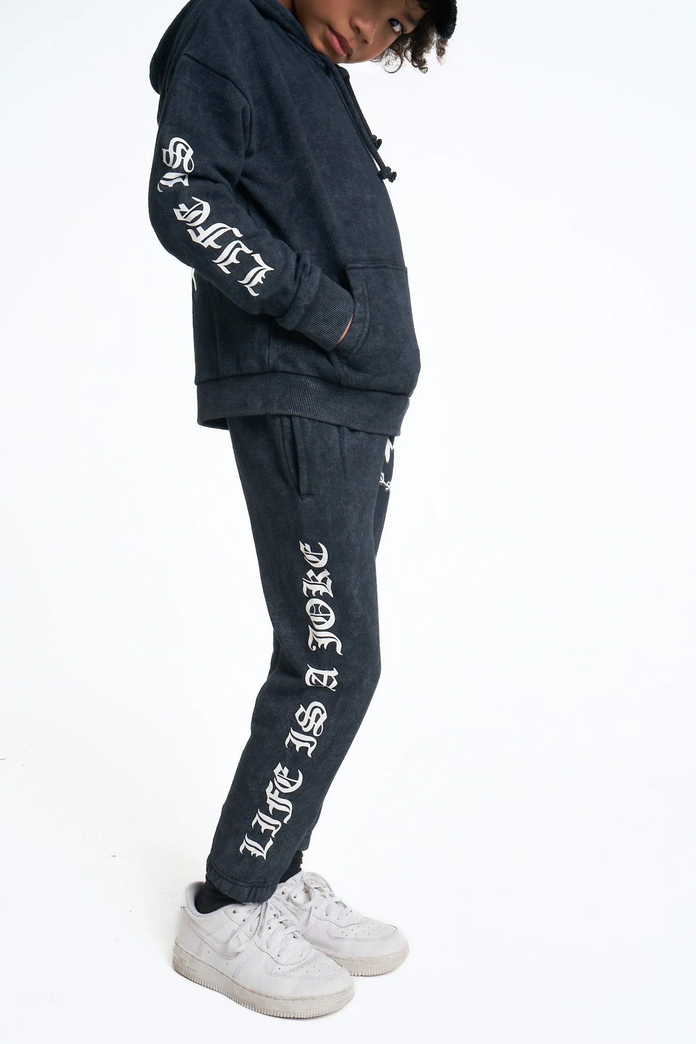 Jogging Neziah - Black Wash - Image 3