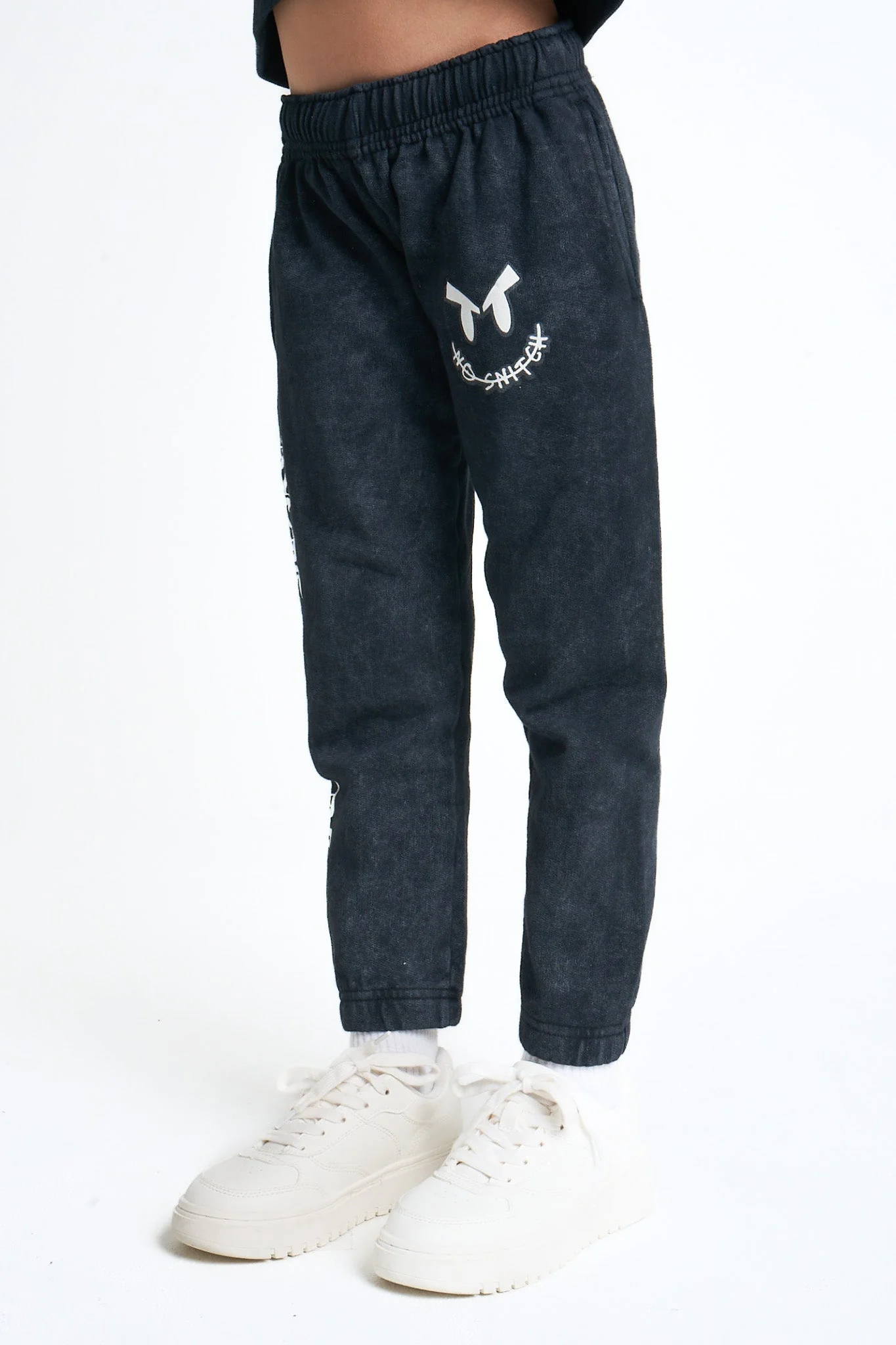 Jogging Neziah - Black Wash - Image 4