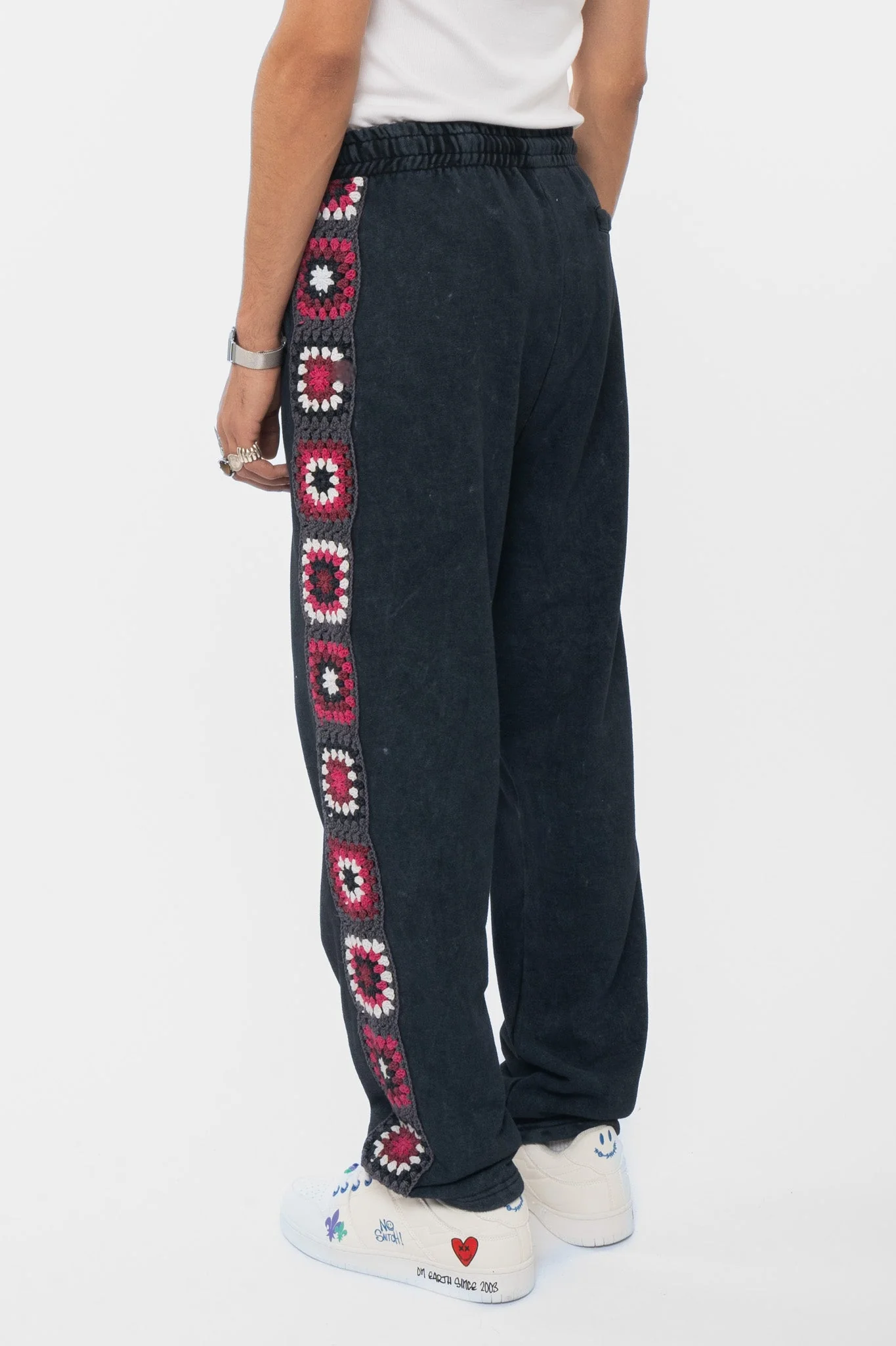 Jogging Nila - Black Wash - Image 6