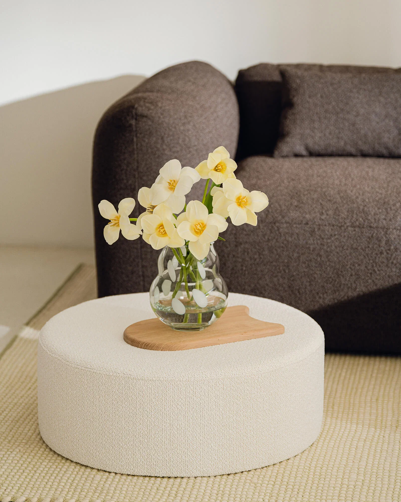 Vase Dam - White Spots - Image 3