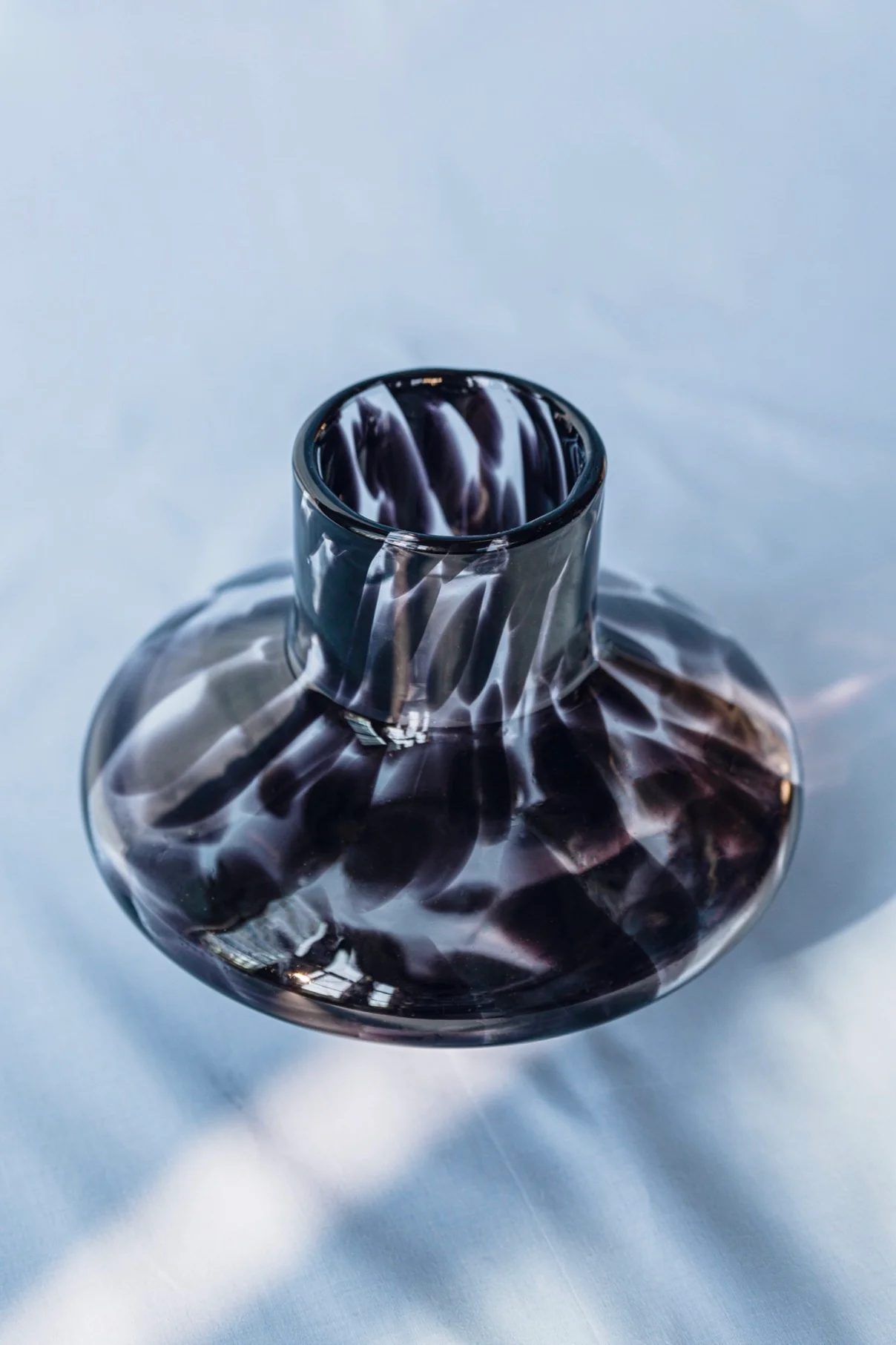 Vase Glom - Black Spots - Image 2
