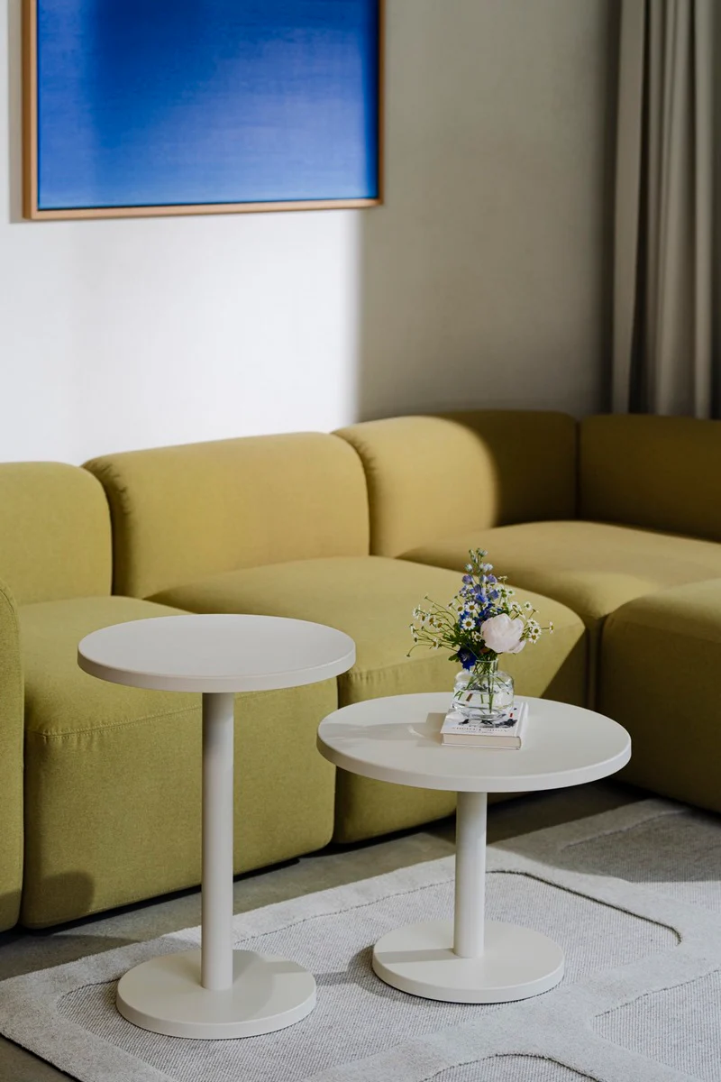 Table D'Appoint Odo - Grand - Piazza Beige - Image 4