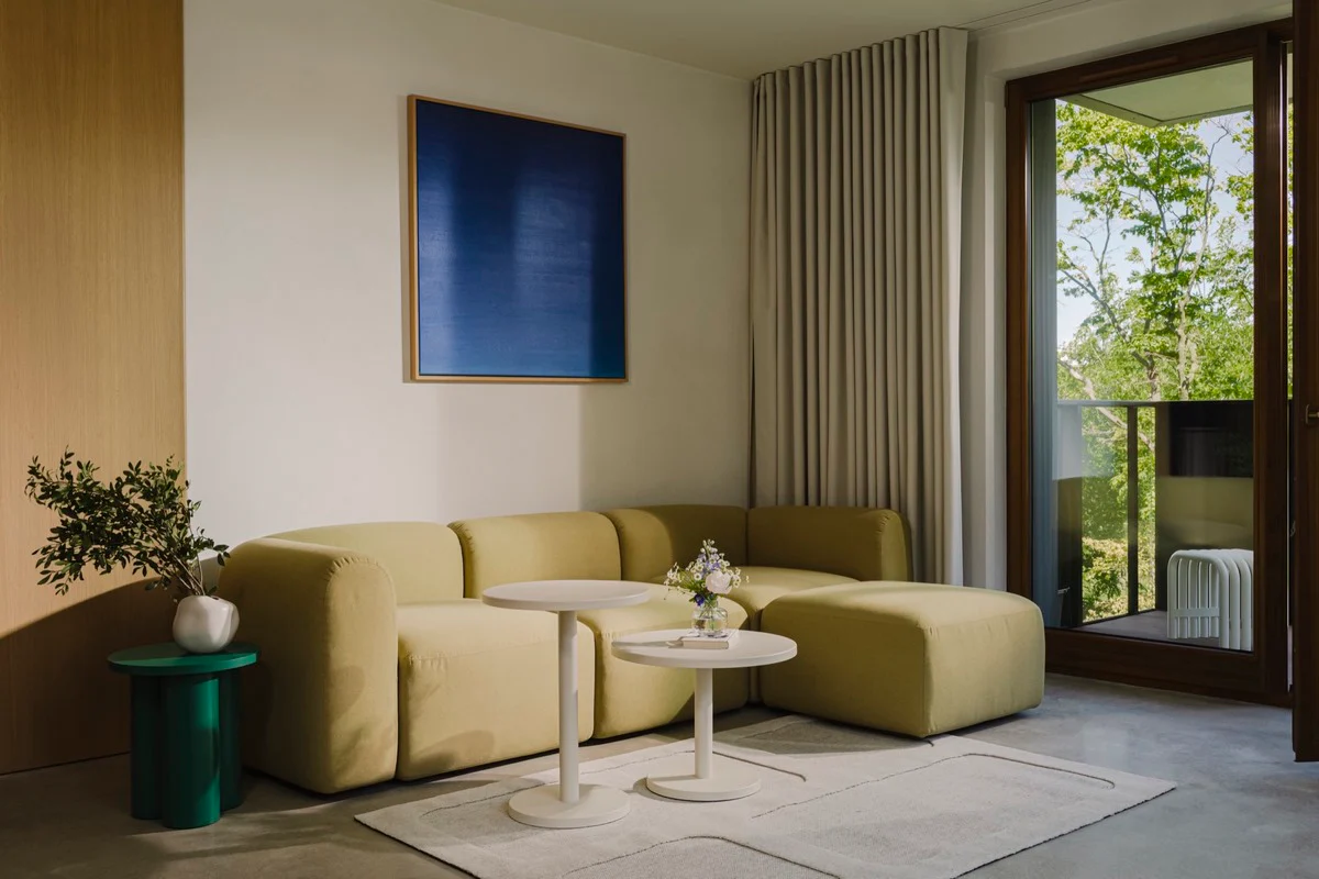 Table D'Appoint Odo - Grand - Piazza Beige - Image 5
