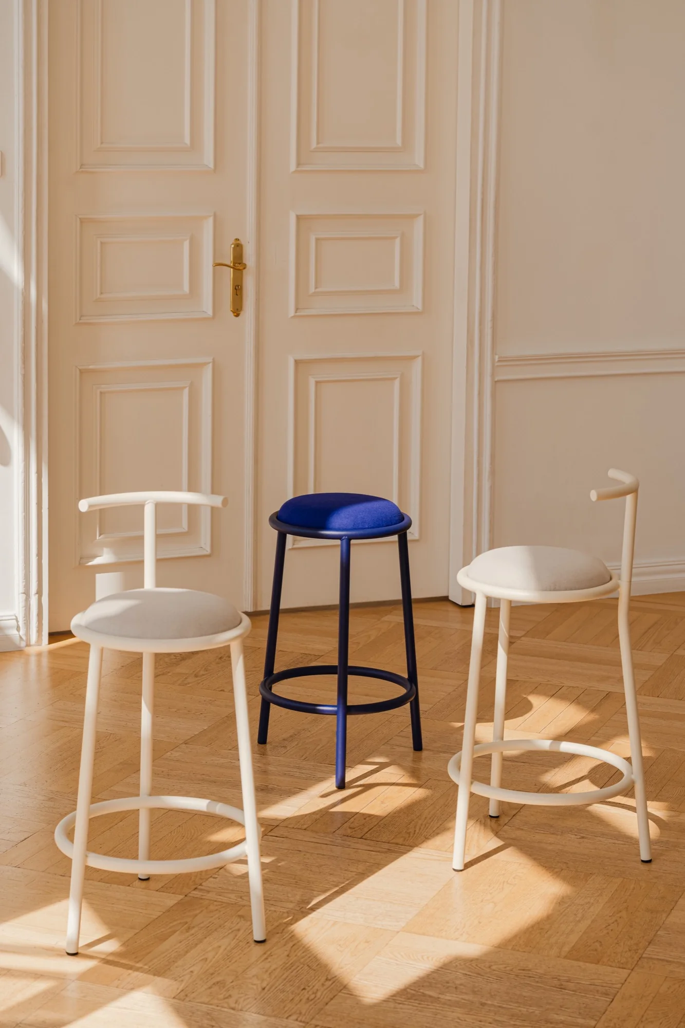 Tabouret Hogo - Avec Dossier - Piazza Beige - Image 2