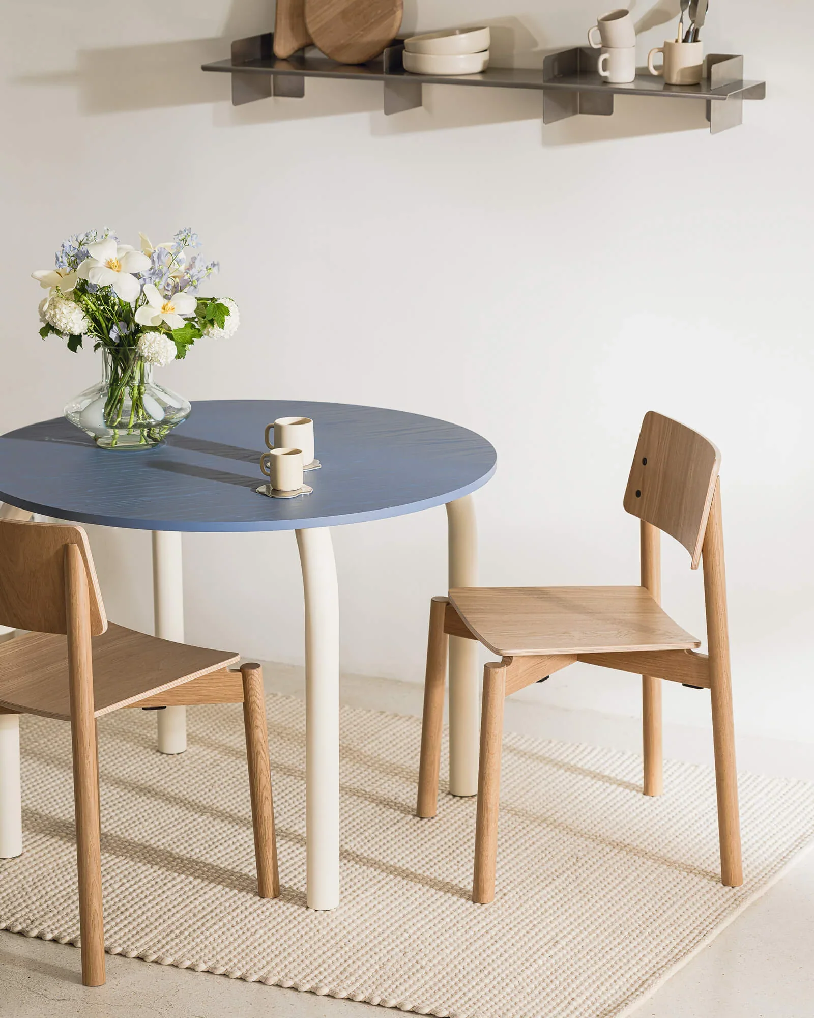 Table Meko - Petit - Frosty Blue Top/Piazza Beige Legs - Image 2