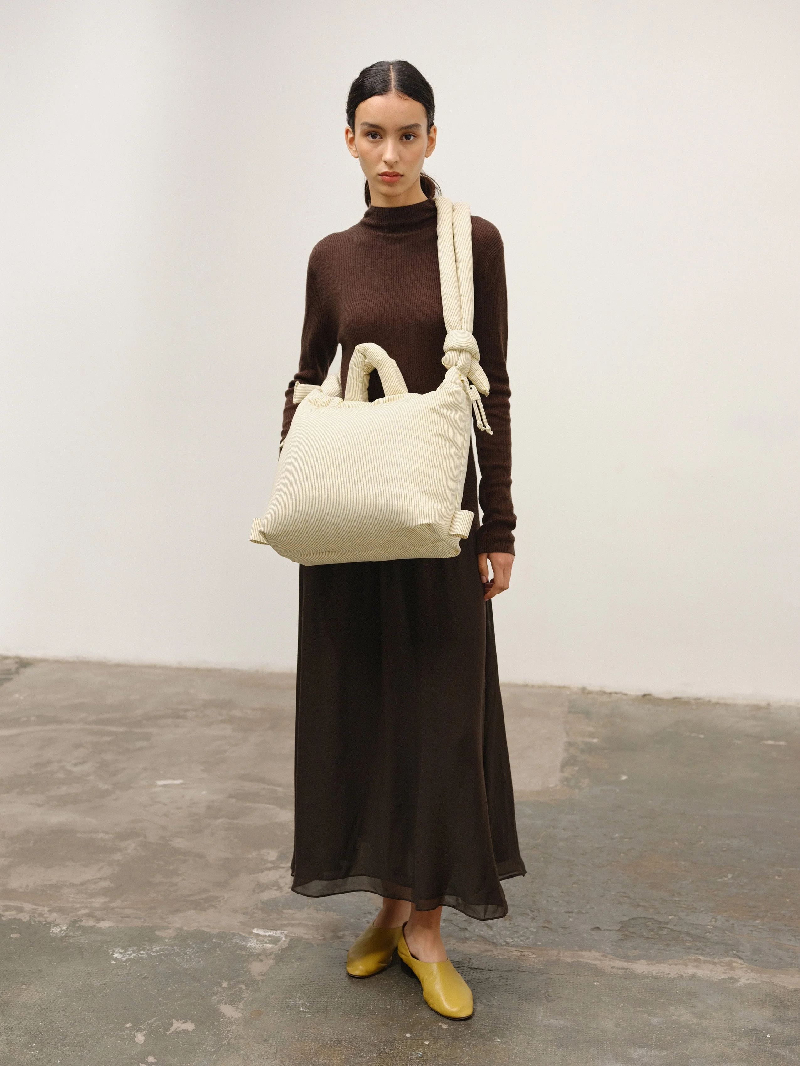 Ona Soft Bag - Image 136