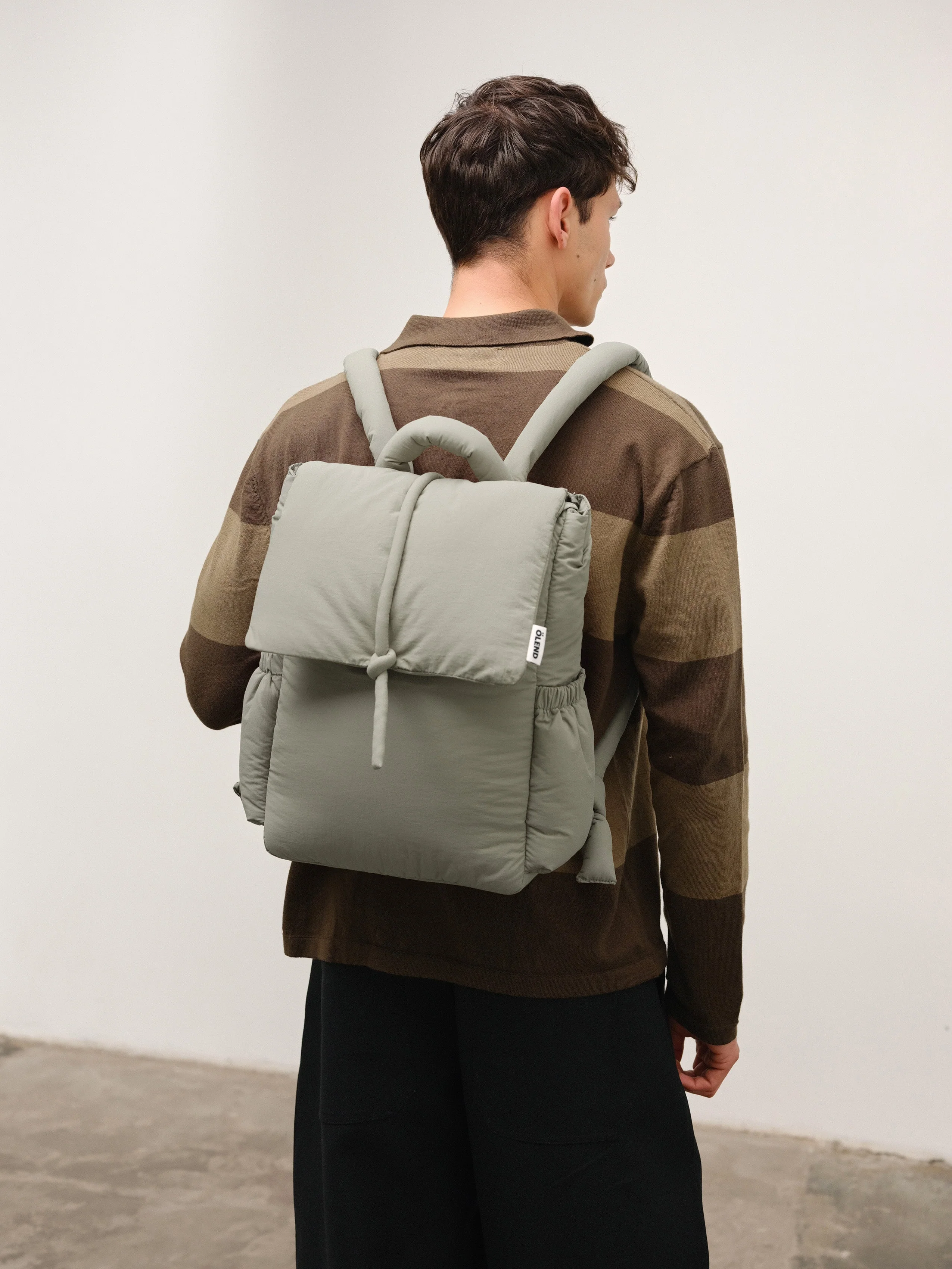 Padded Holden Backpack - Image 2