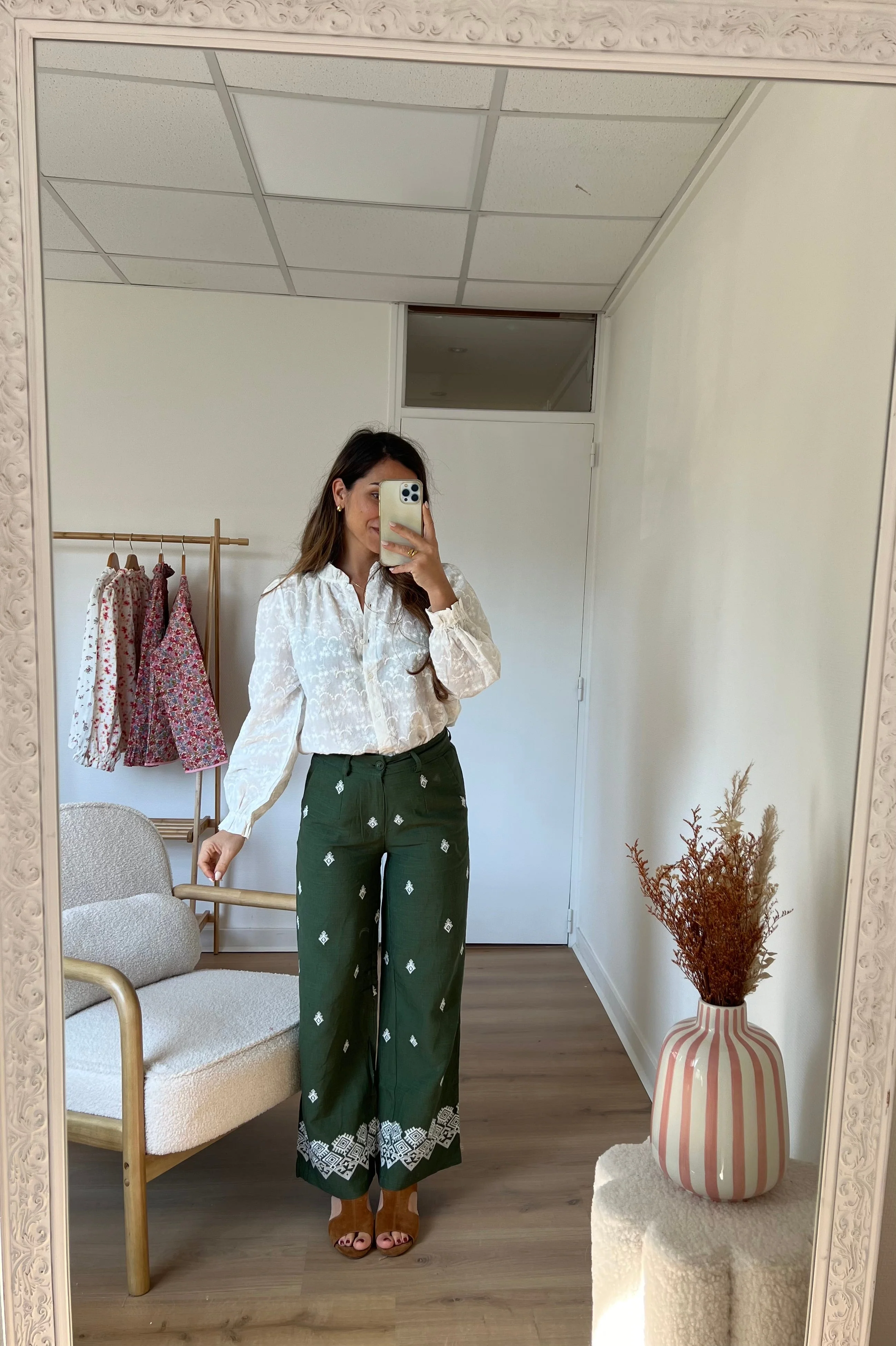 Pantalon Fluide Lola Kaki - Image 11