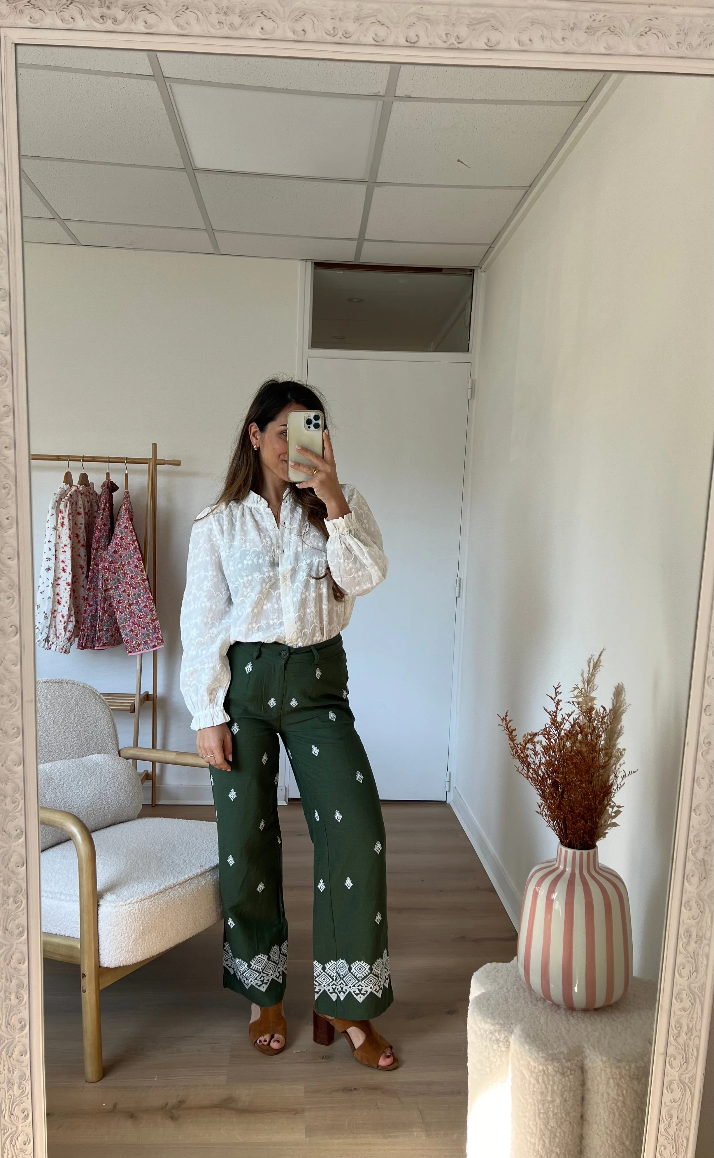 Pantalon Fluide Lola Kaki - Image 16