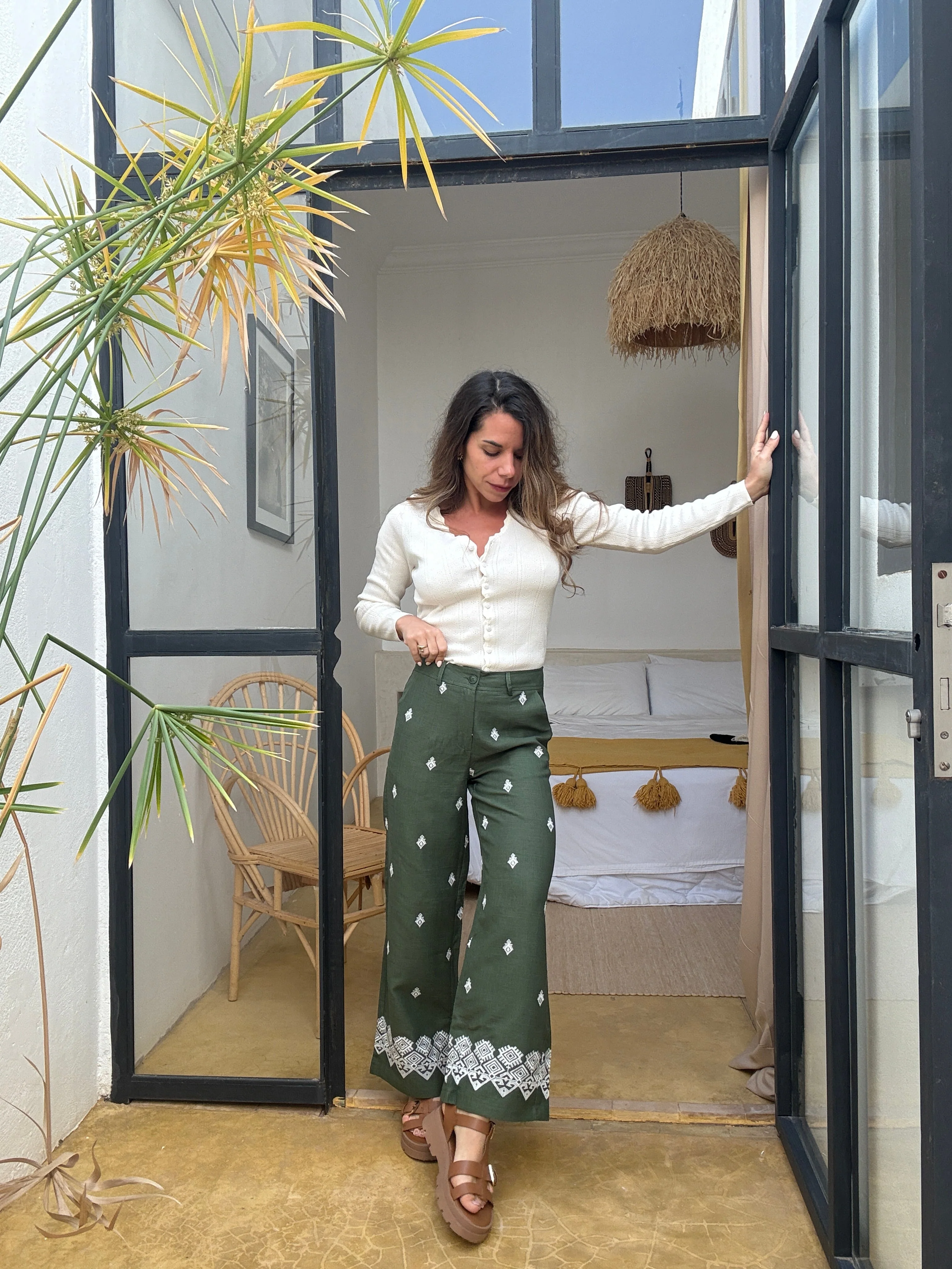 Pantalon Fluide Lola Kaki - Image 3