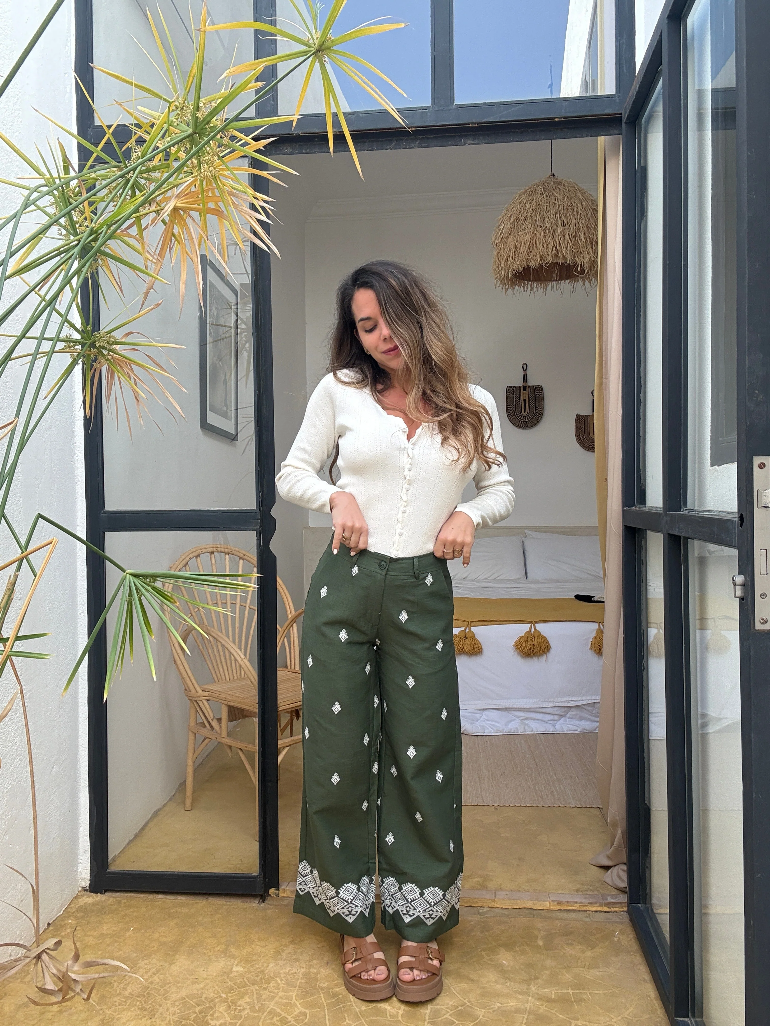 Pantalon Fluide Lola Kaki - Image 4