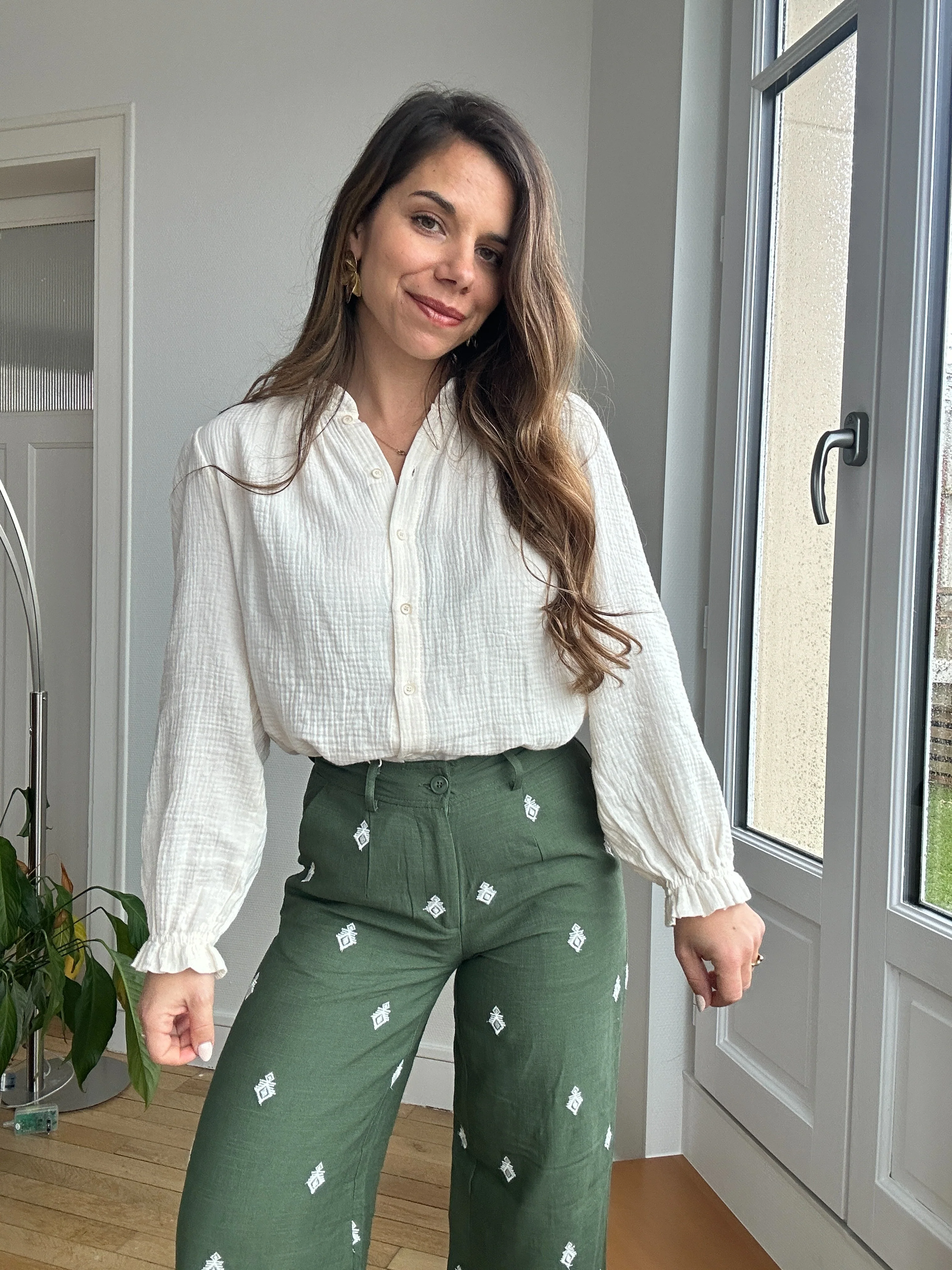 Pantalon Fluide Lola Kaki - Image 9