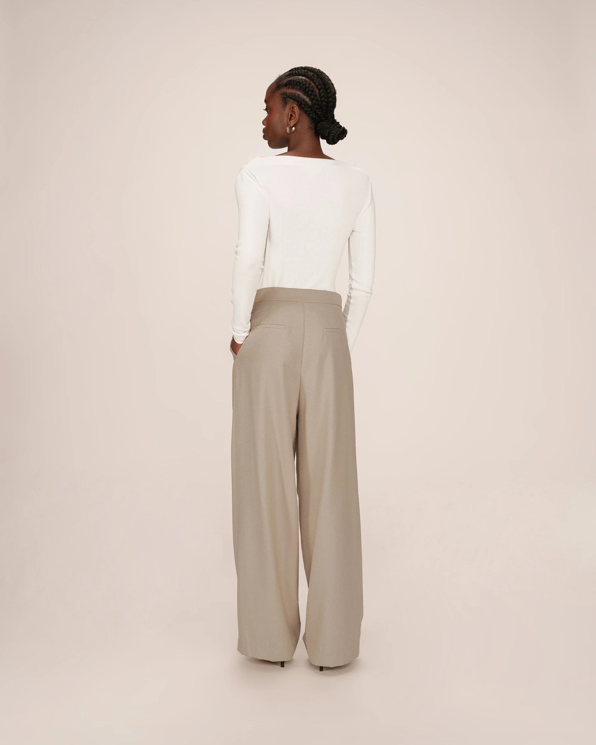 Pantalon Tailleur Greige Strokes - Image 5