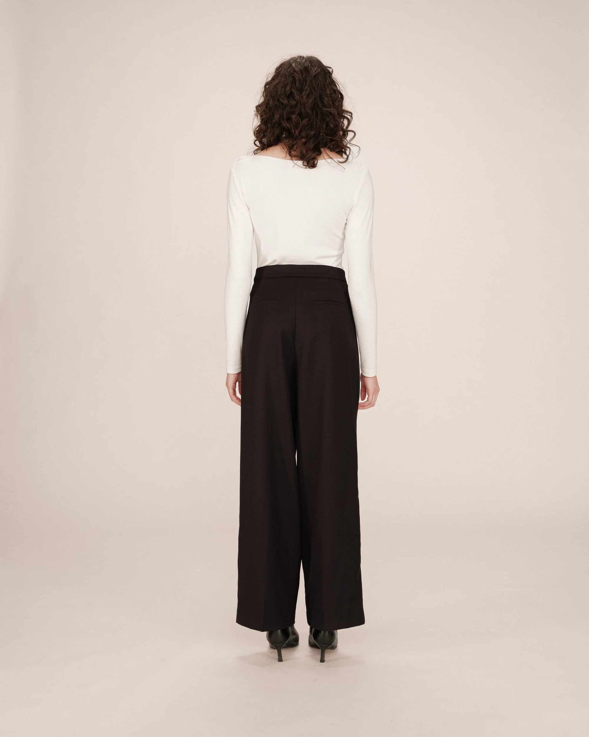 Pantalon Tailleur Noir Strokes - Image 5