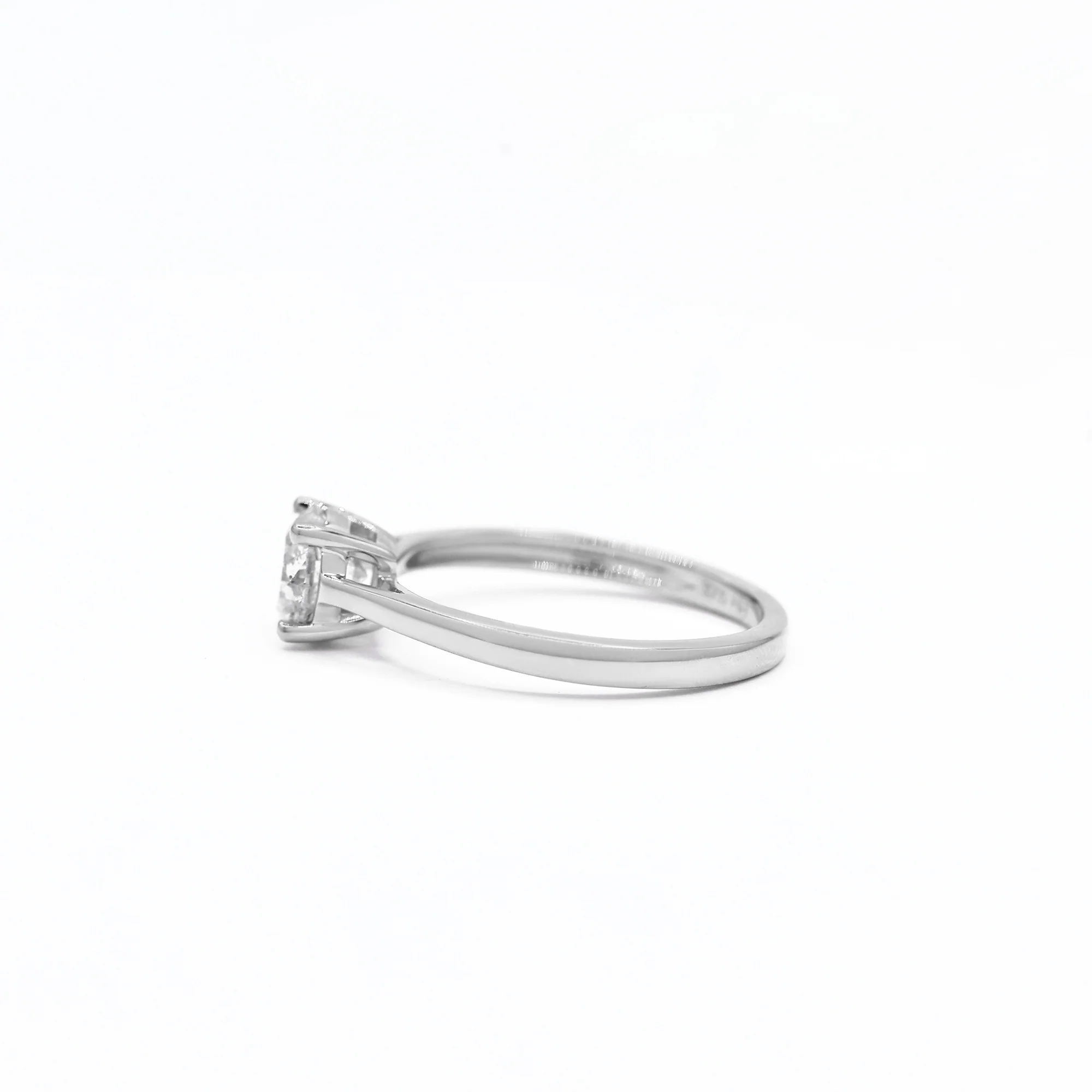 Bague Solitaire "Délicate'" D0,50/1 - Image 2