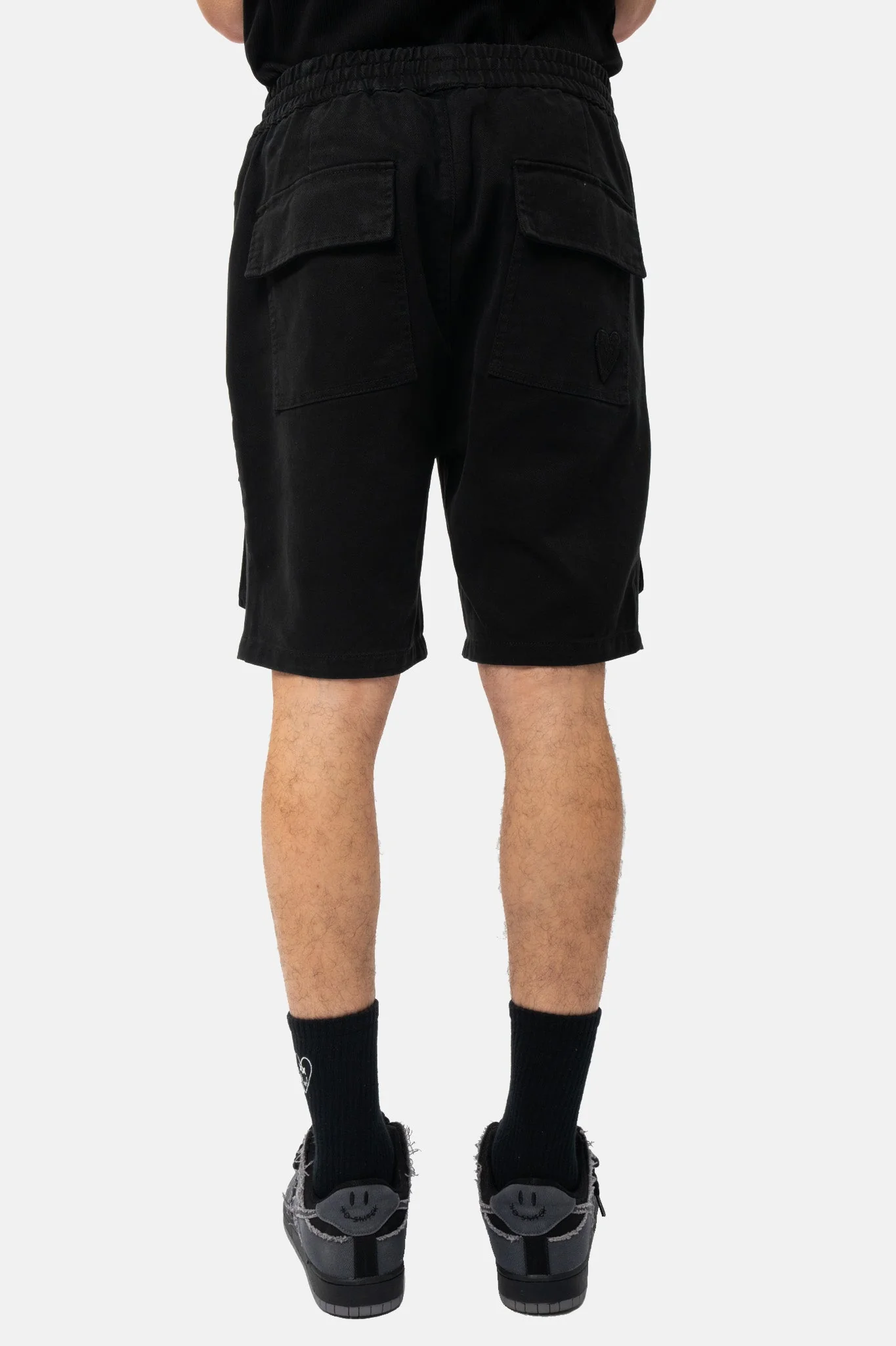 Short Piranha - Black Wash - Image 5