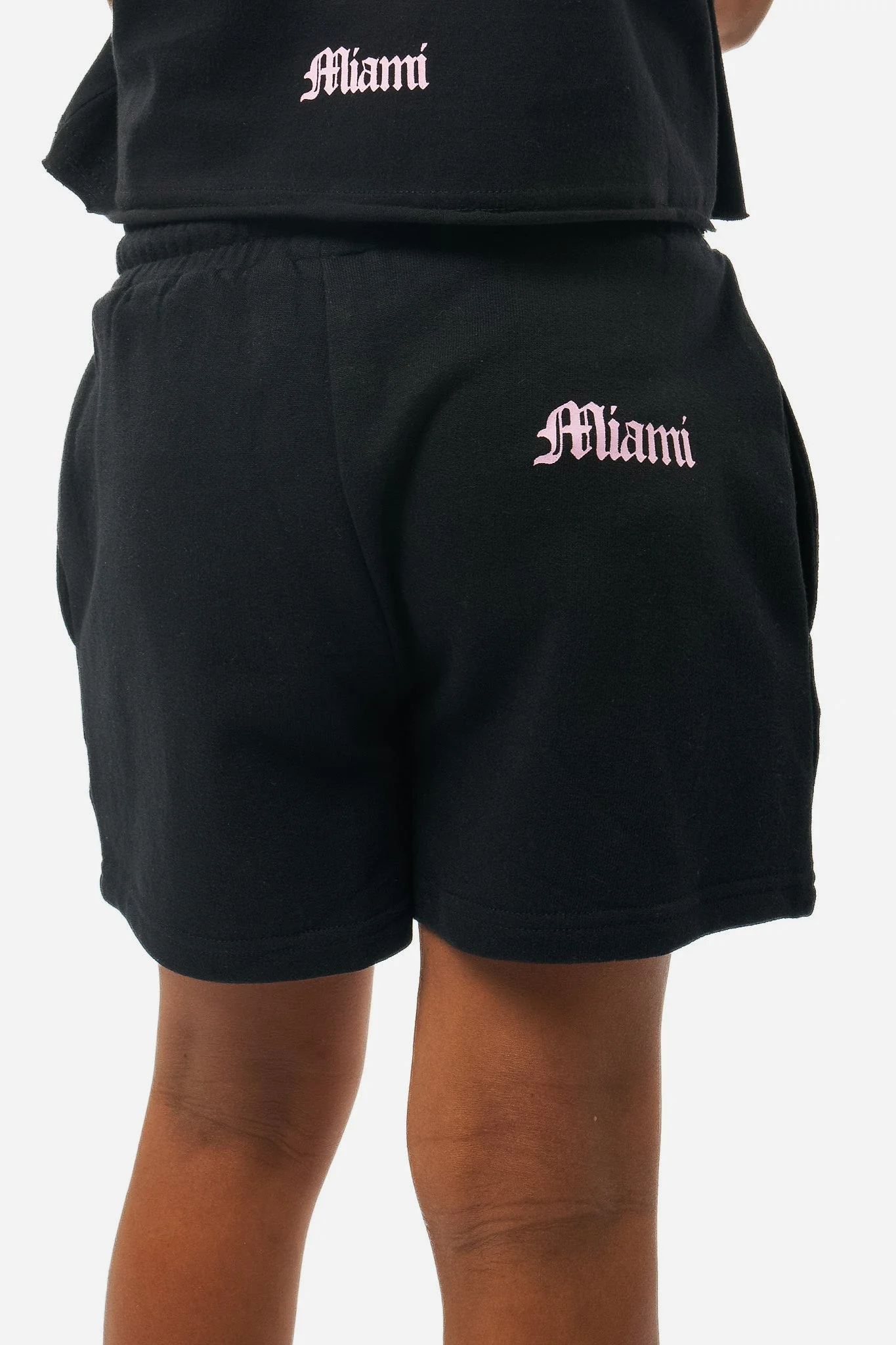 Short Pula - Black - Image 3