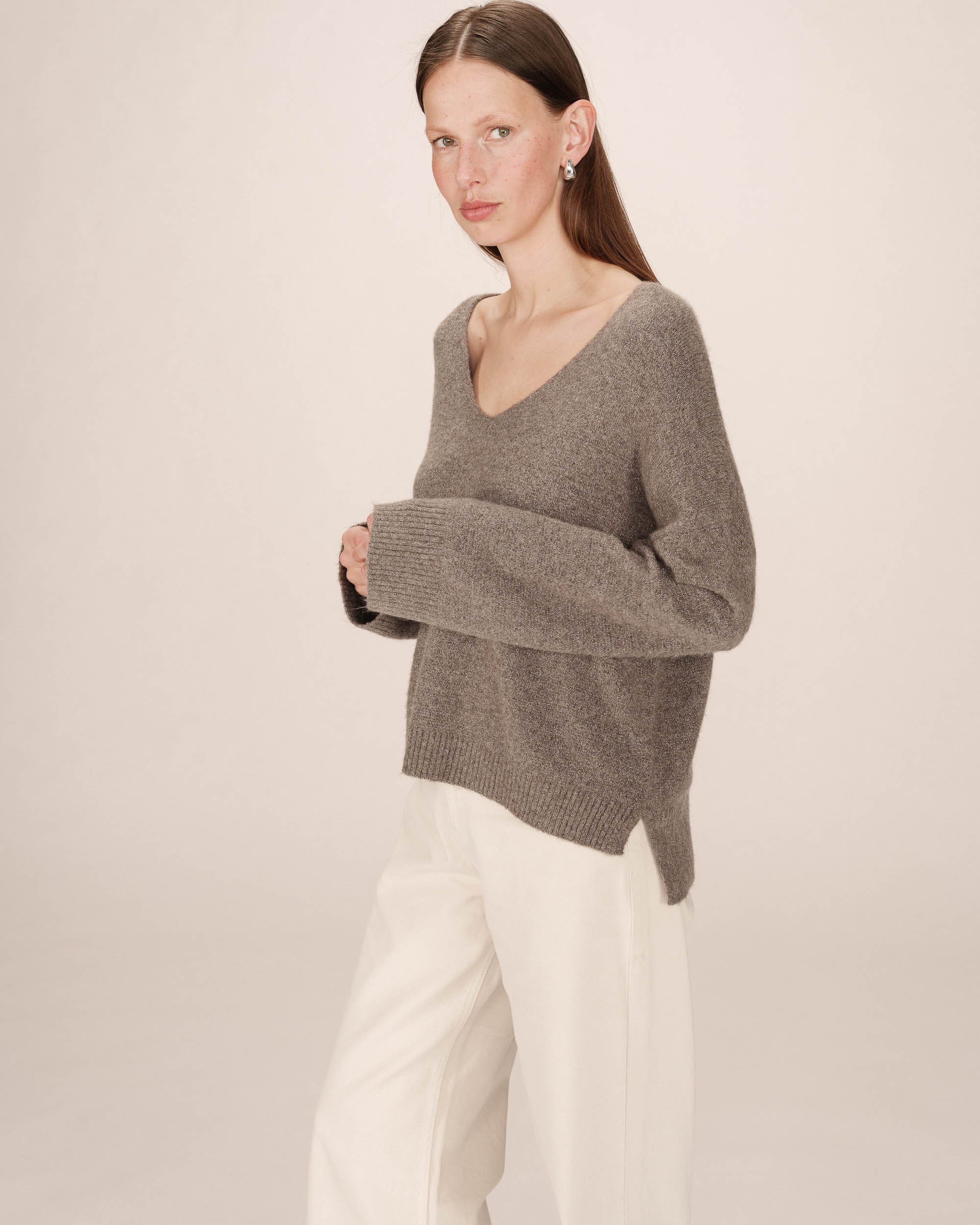 Pull Taupe Salvador - Image 3