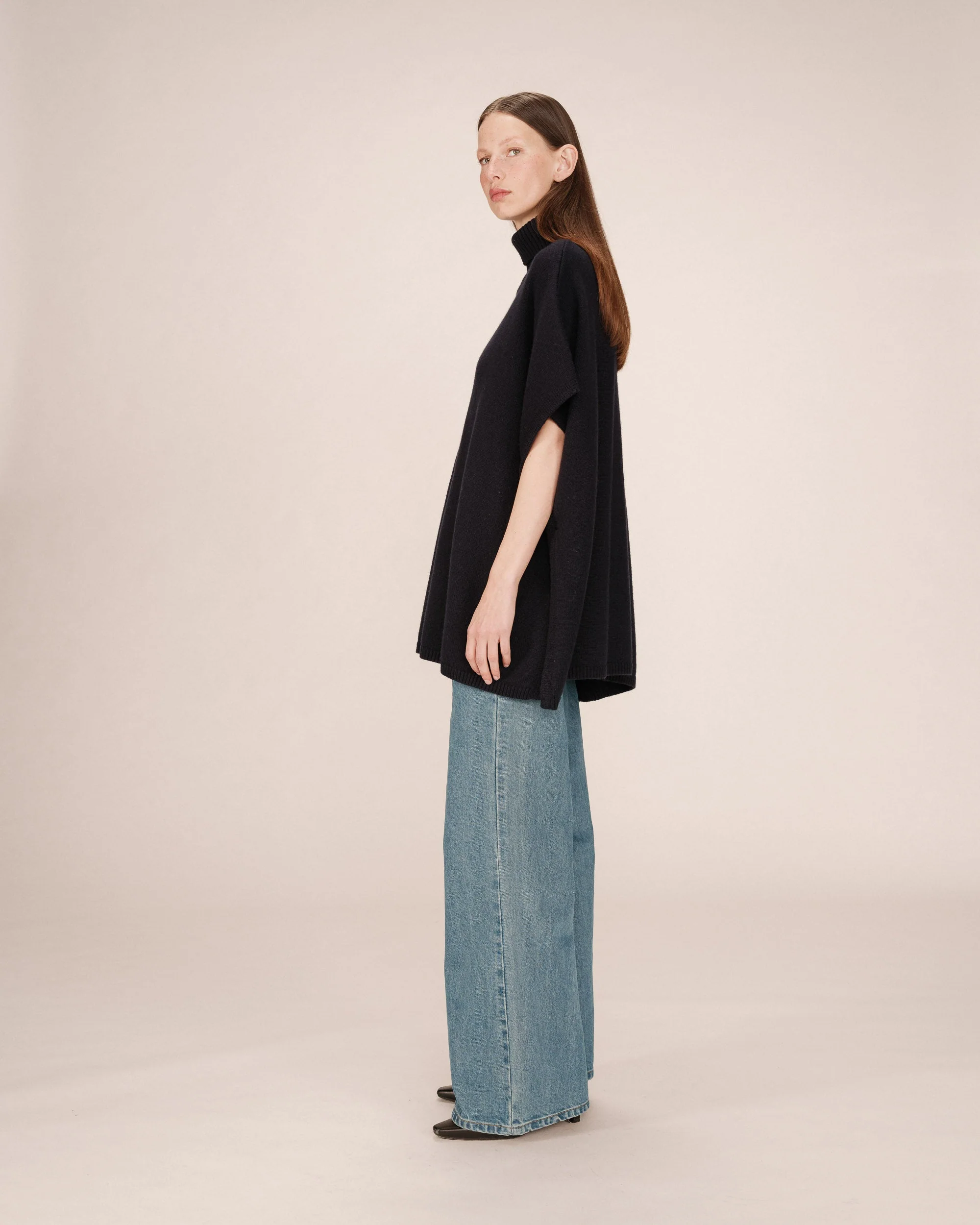 Pull Poncho Marine Saison - Image 5