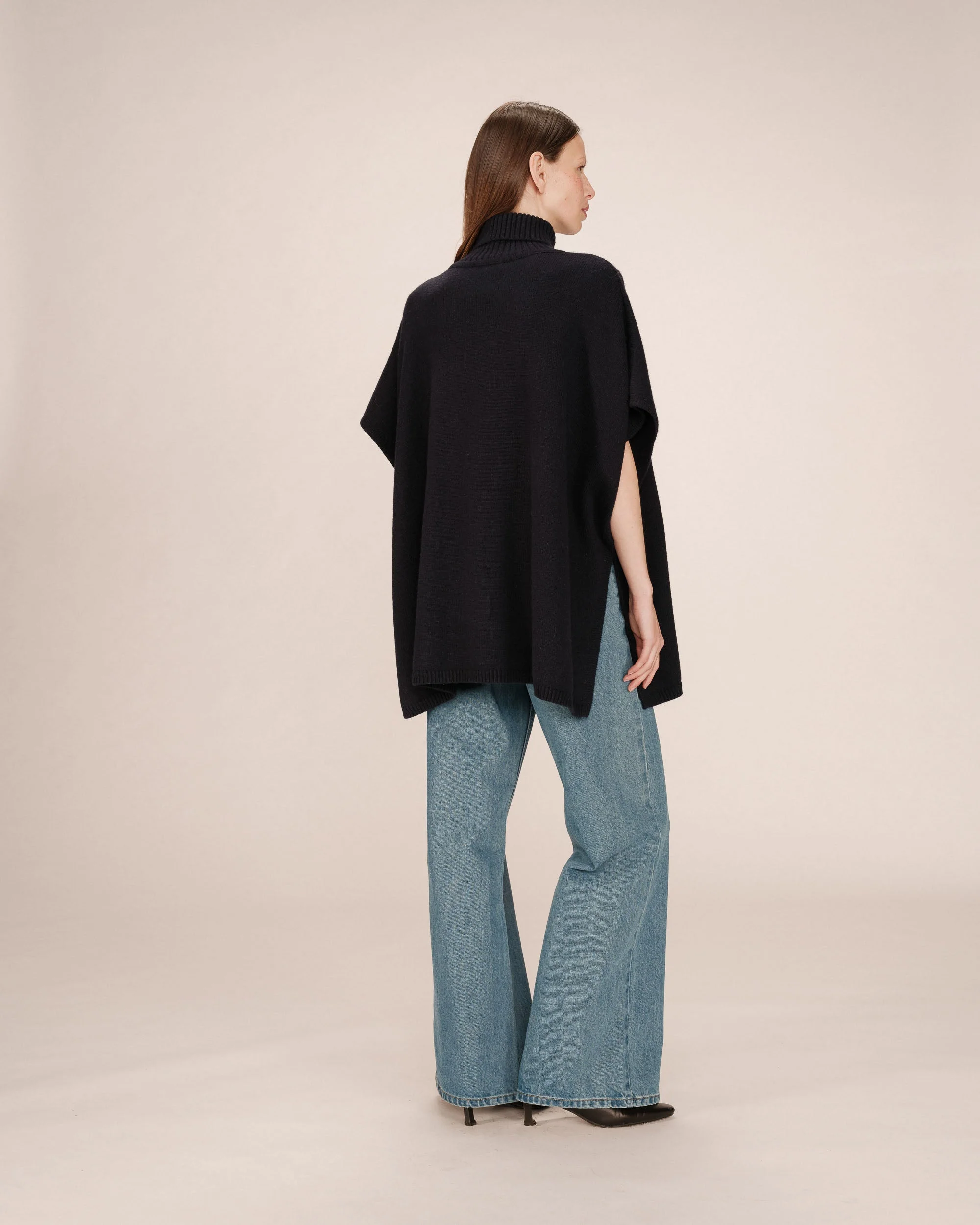 Pull Poncho Marine Saison - Image 6