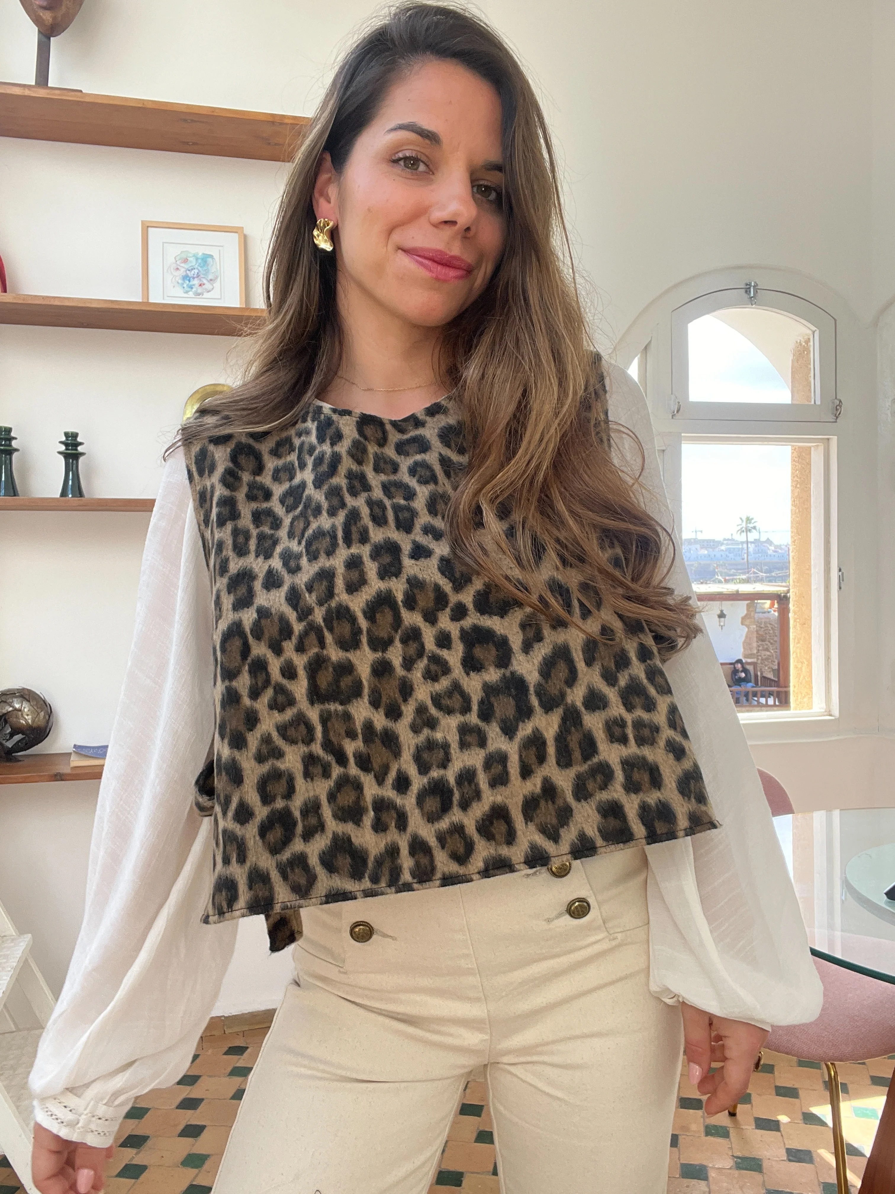 Pull Sans Manche Avec Nœuds Jeanne Léopard - Image 3