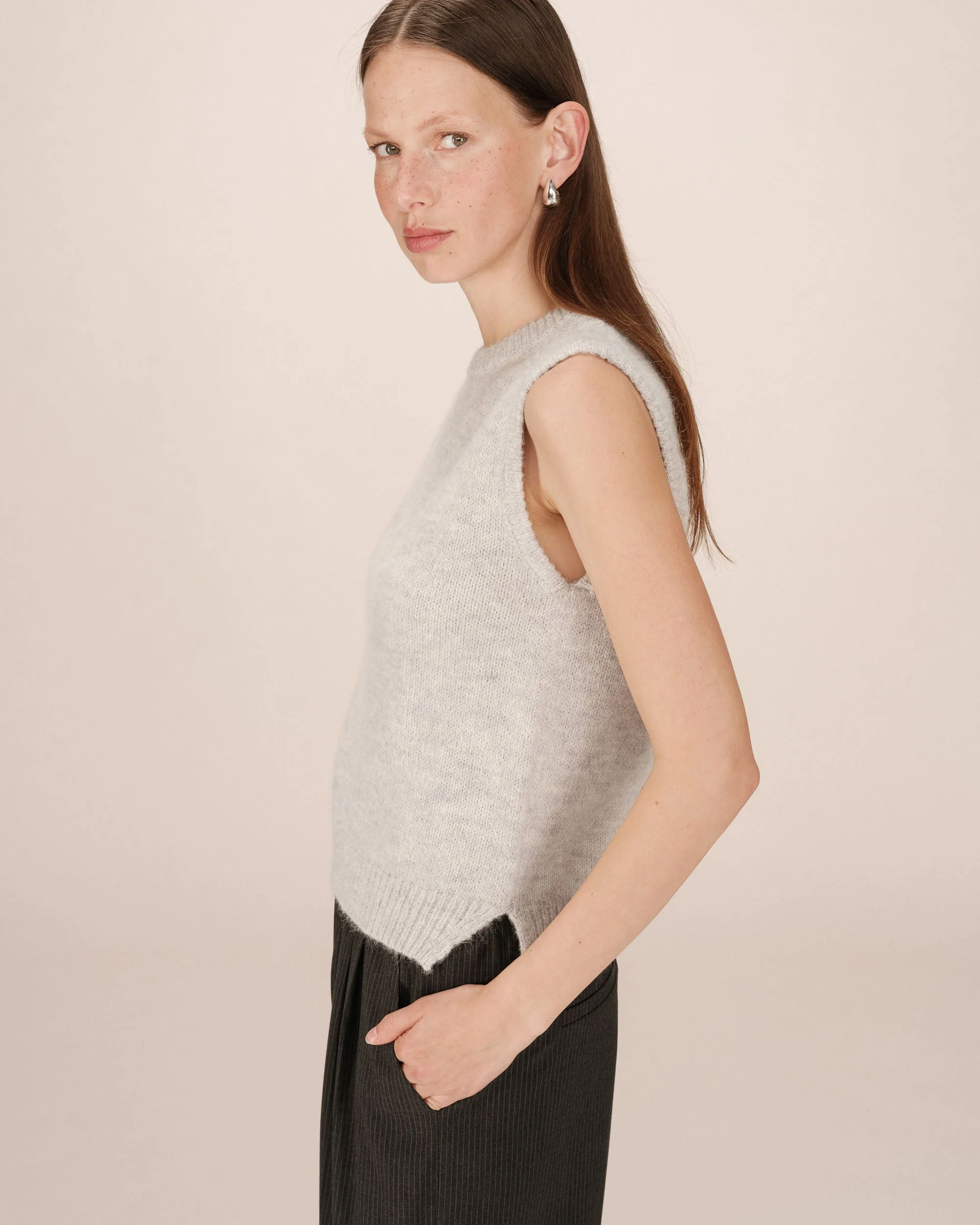 Pull Sans Manches Gris Say - Image 4
