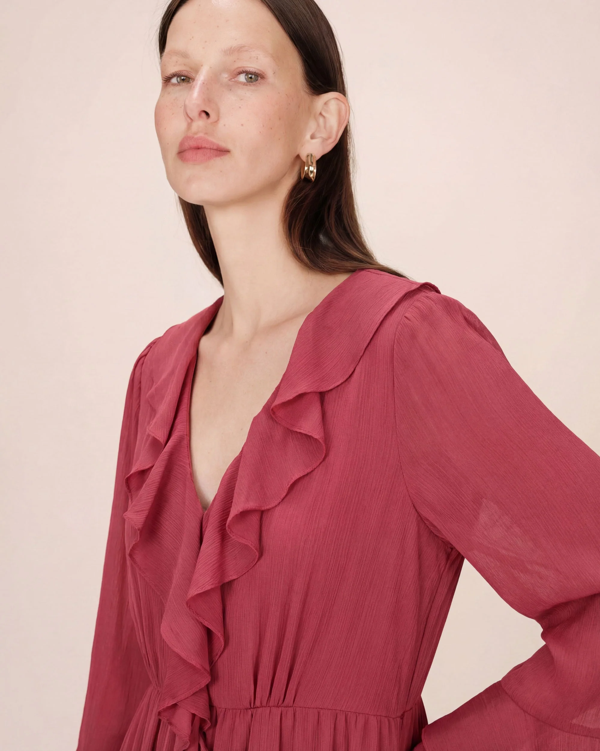 Robe Aérienne Longue À Volants Blush Samira - Image 2