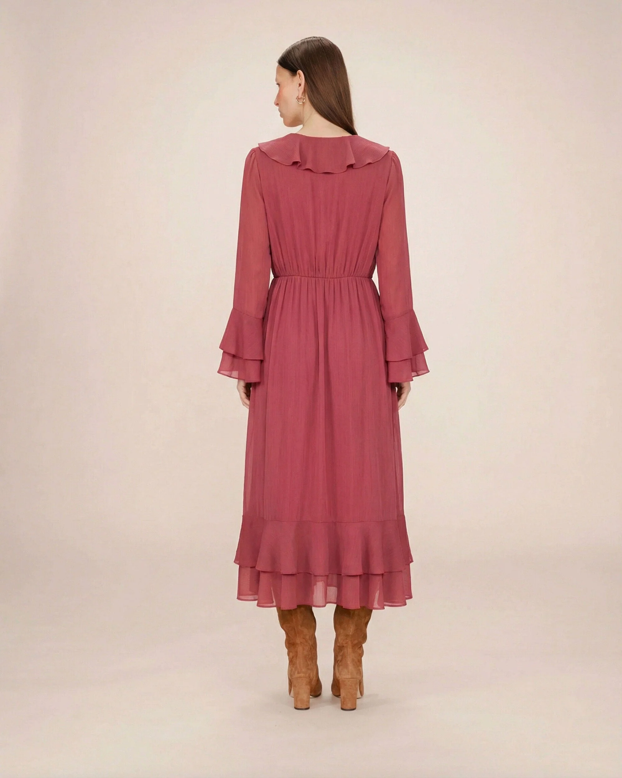 Robe Aérienne Longue À Volants Blush Samira - Image 3