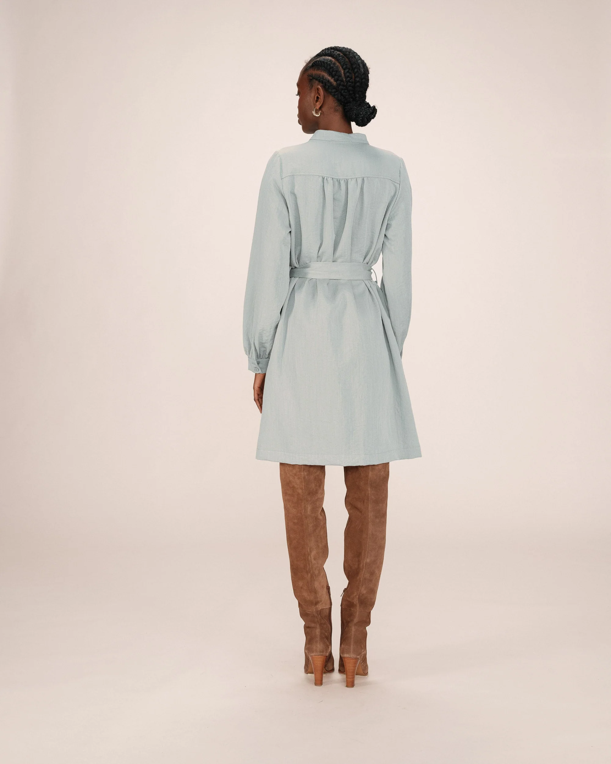 Robe Chemise Courte Sauge Serbia - Image 4