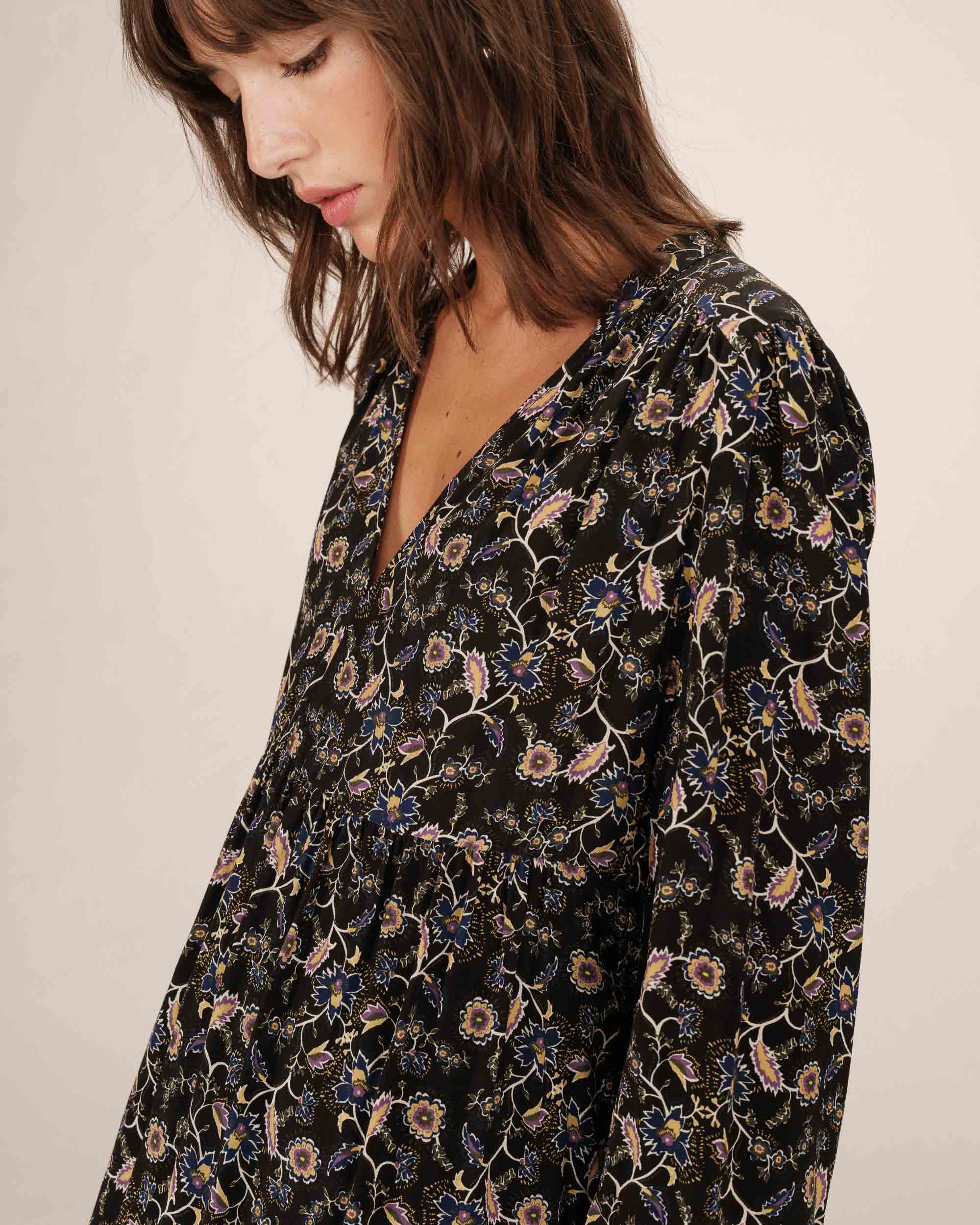 Robe Courte A Fleurs Noir Sirius - Image 2