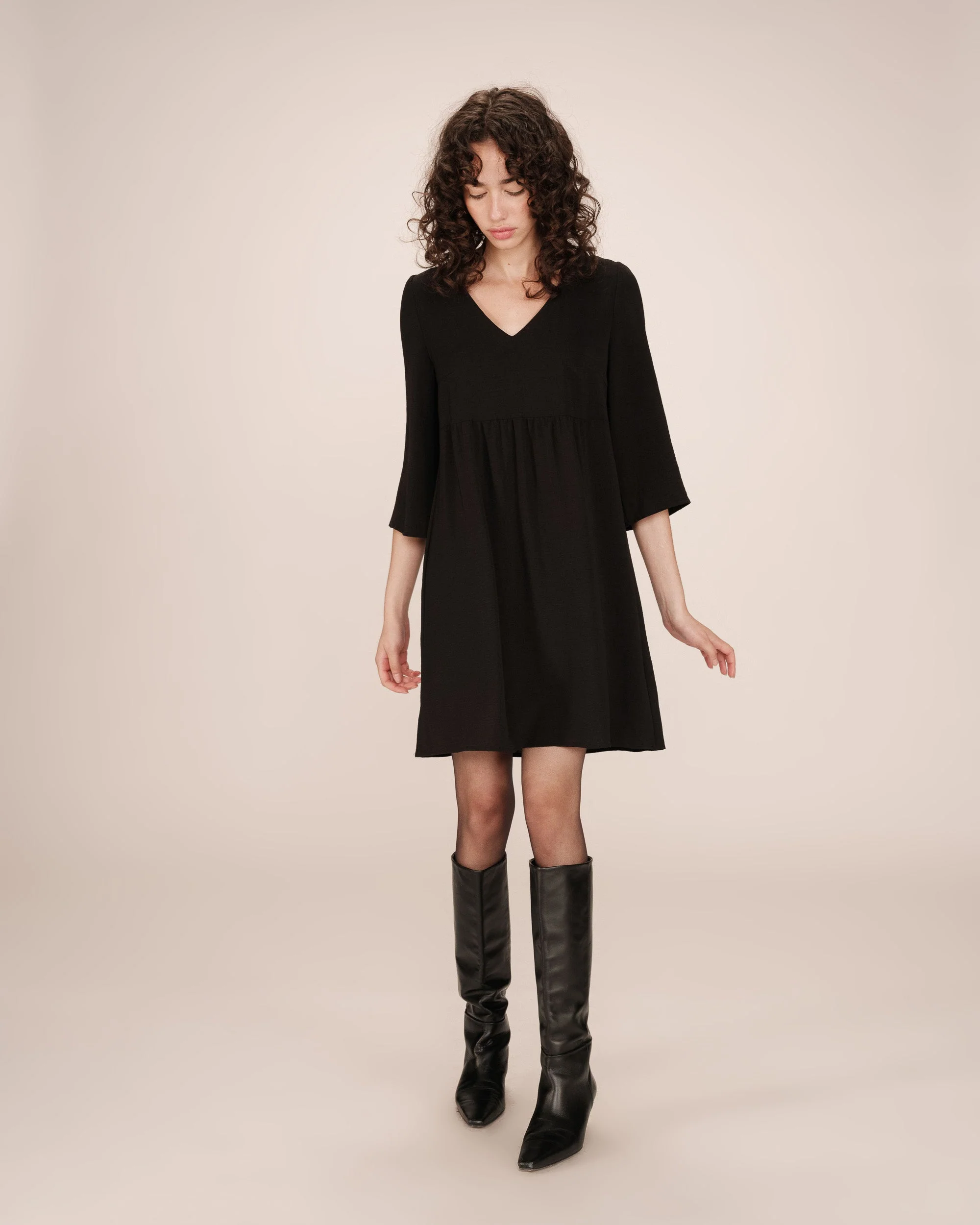 Robe Courte Babydoll Noir Susana - Image 4