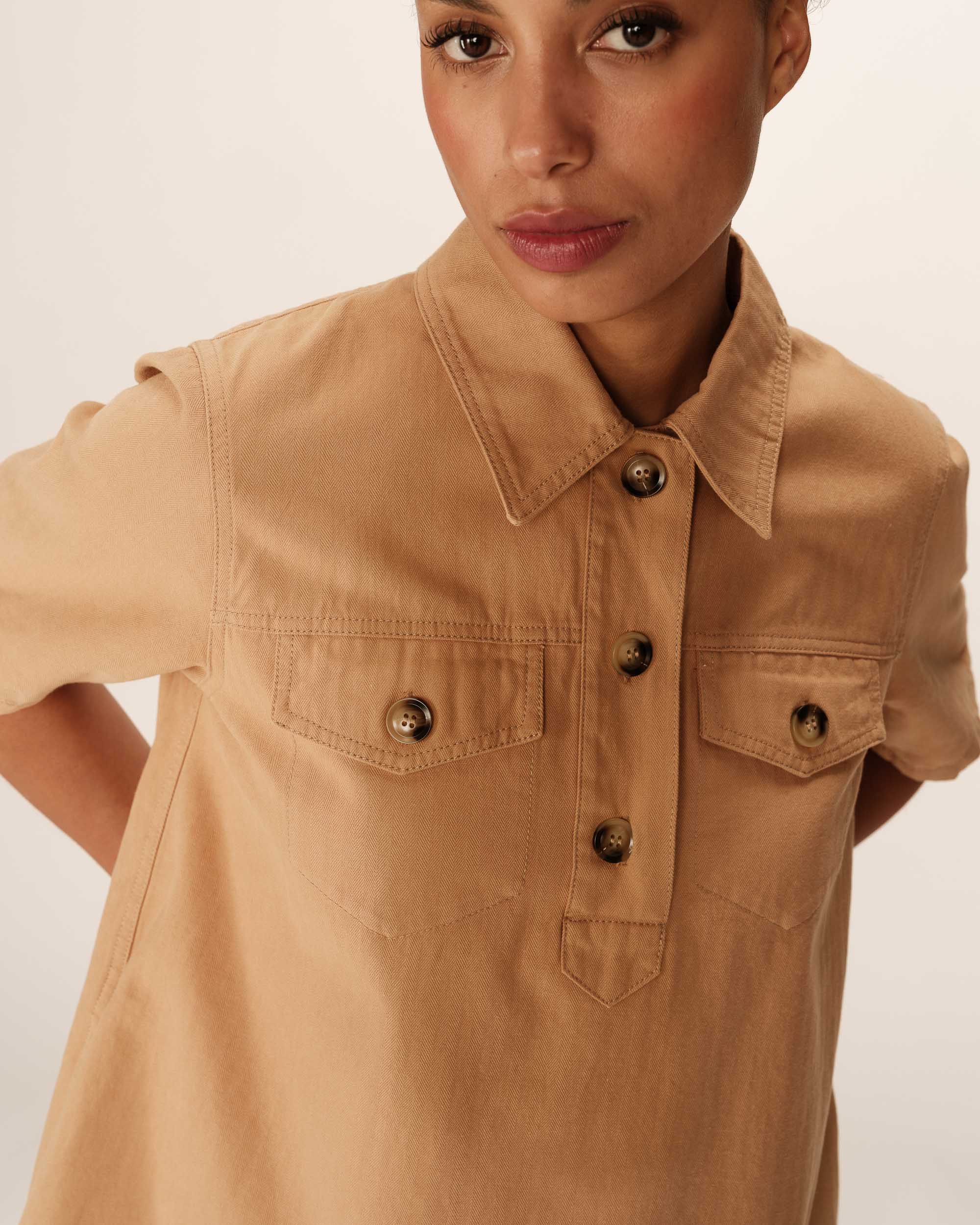 Robe Courte Col Boutonne Camel Philine - Image 2