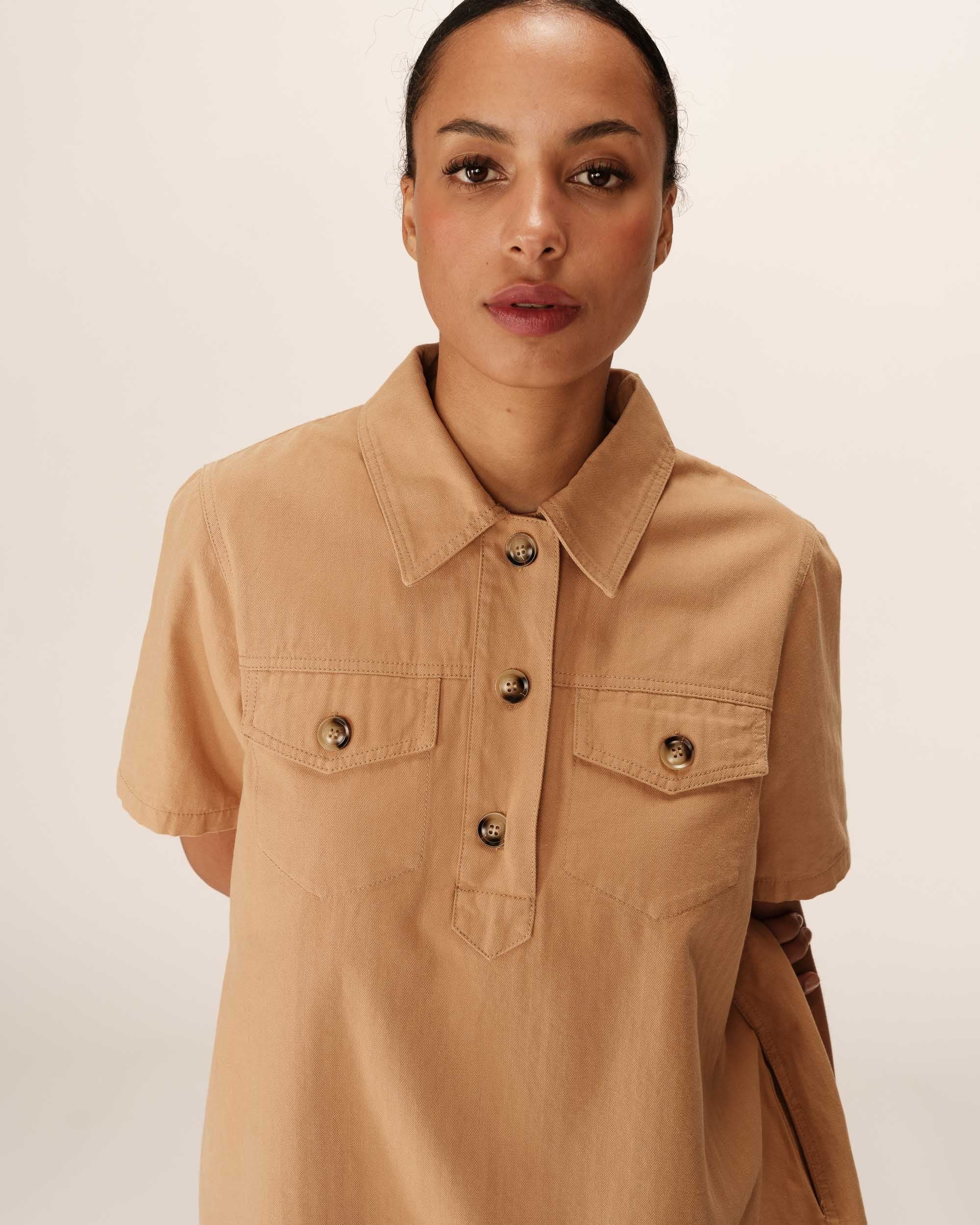 Robe Courte Col Boutonne Camel Philine - Image 4