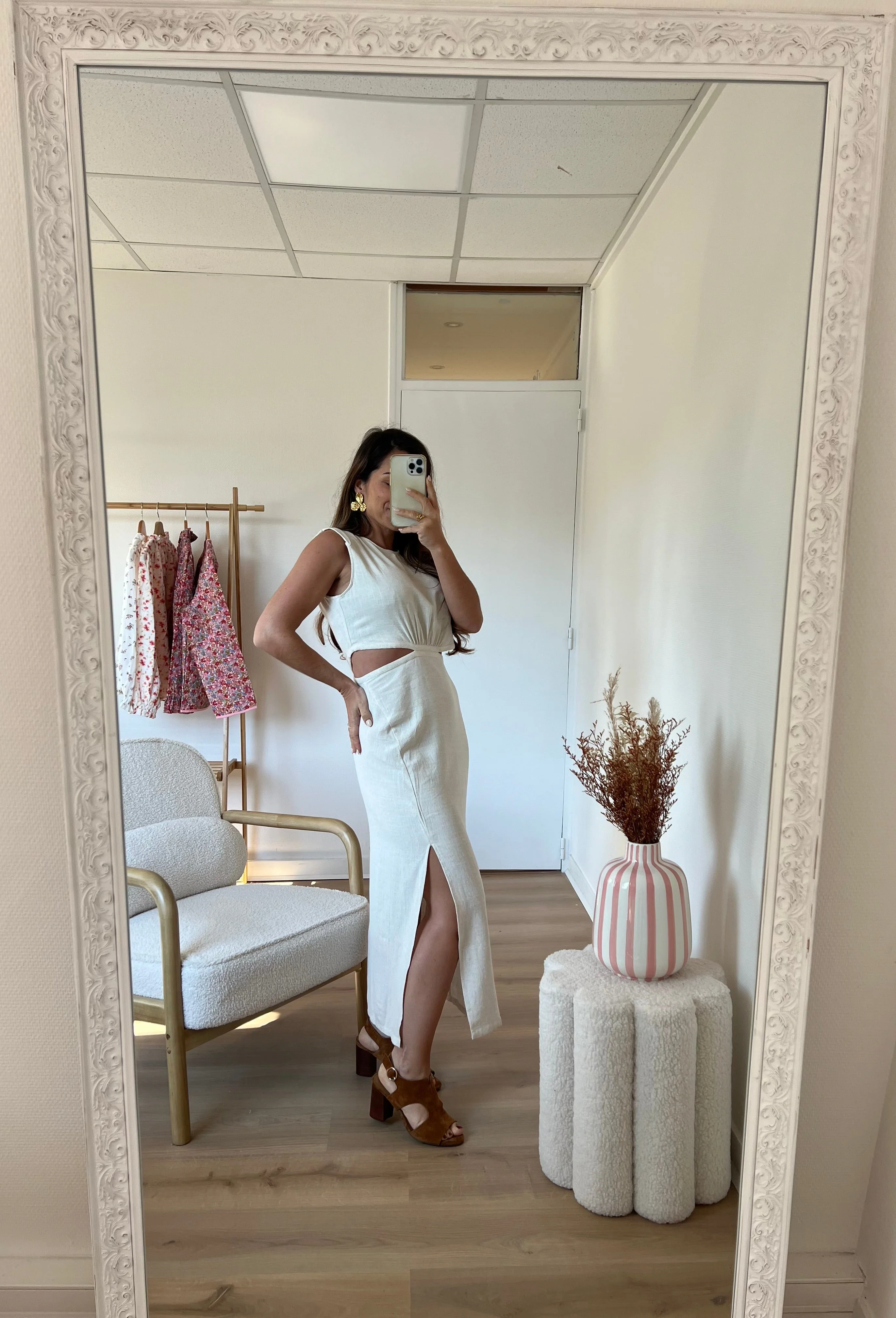 Robe Julie Beige - Image 2
