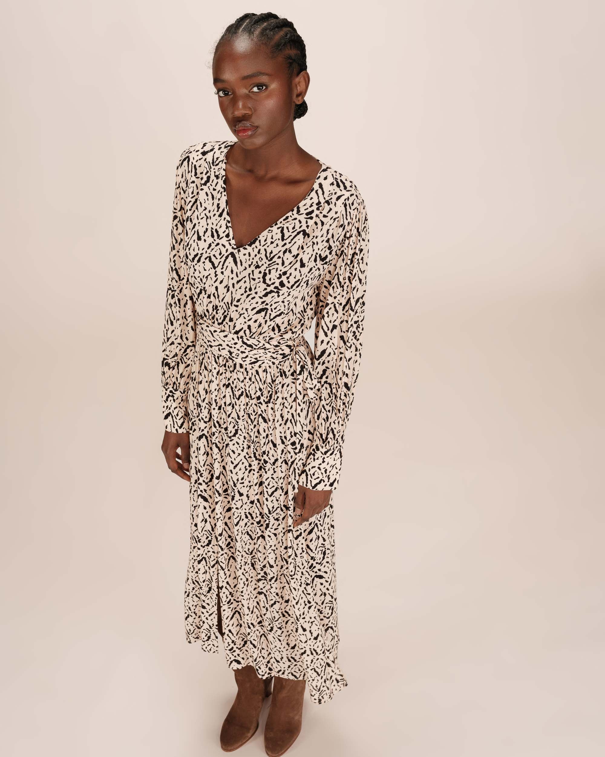Robe Longue Abstraite Vanille Soisson - Image 3