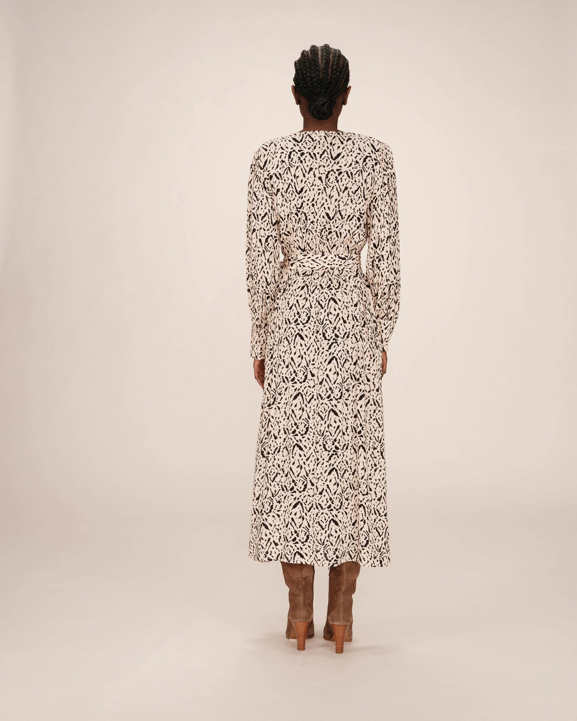 Robe Longue Abstraite Vanille Soisson - Image 5