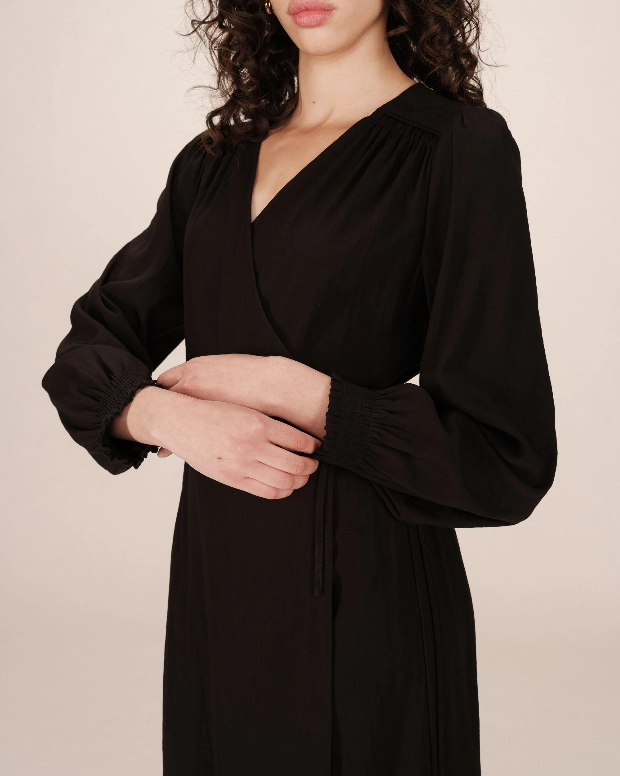 Robe Longue Noir Seychelles - Image 3