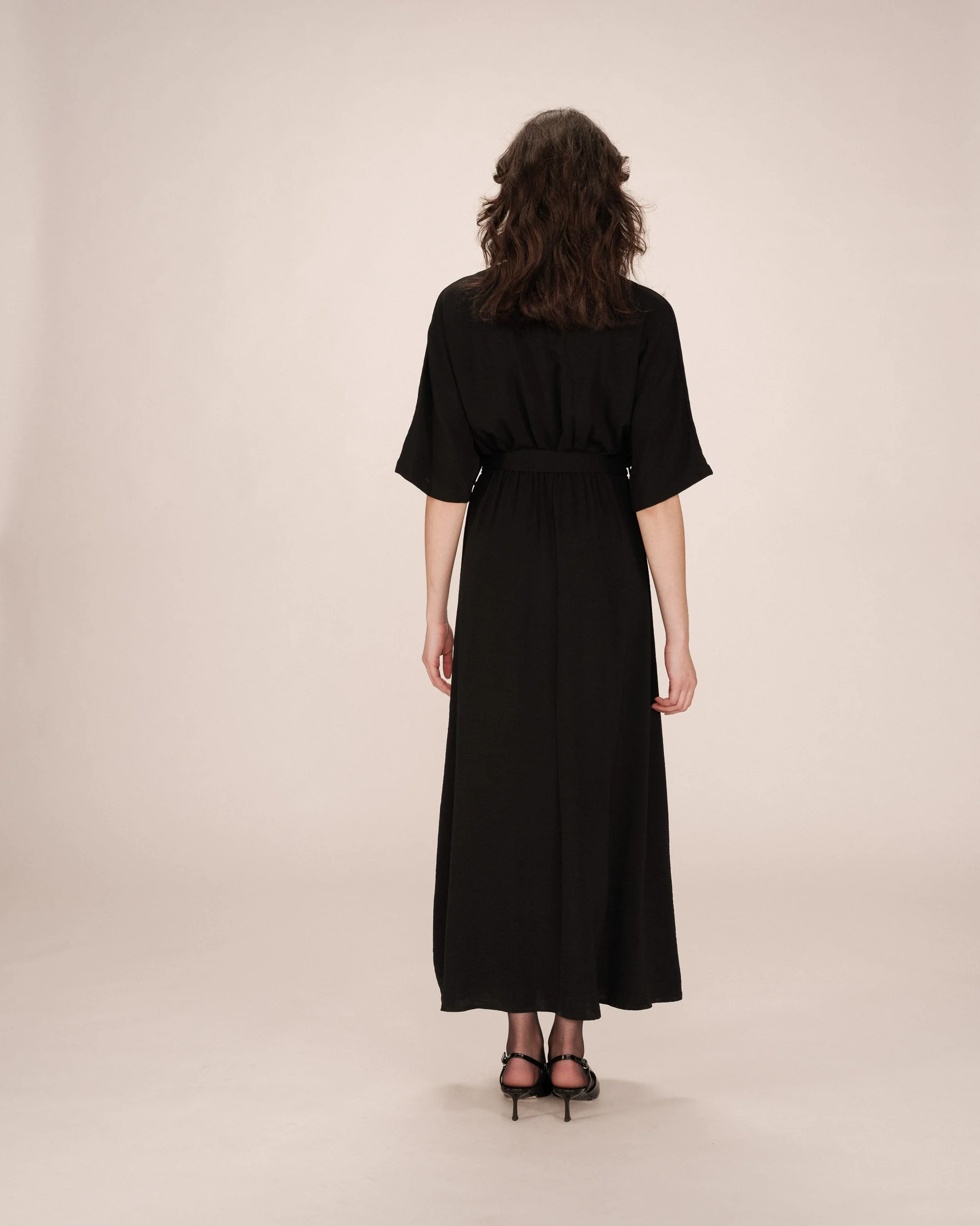 Robe Longue Portefeuille Noir Maud - Image 4