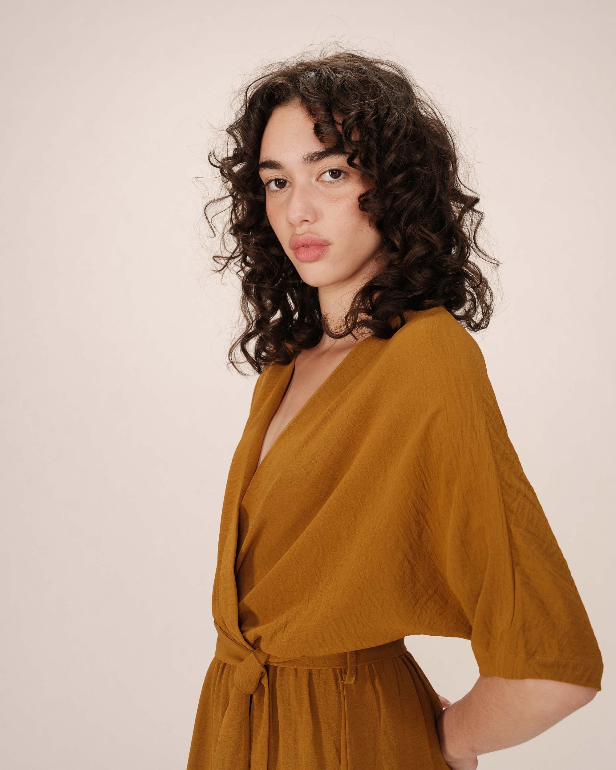 Robe Longue Portefeuille Ocre Maud - Image 3