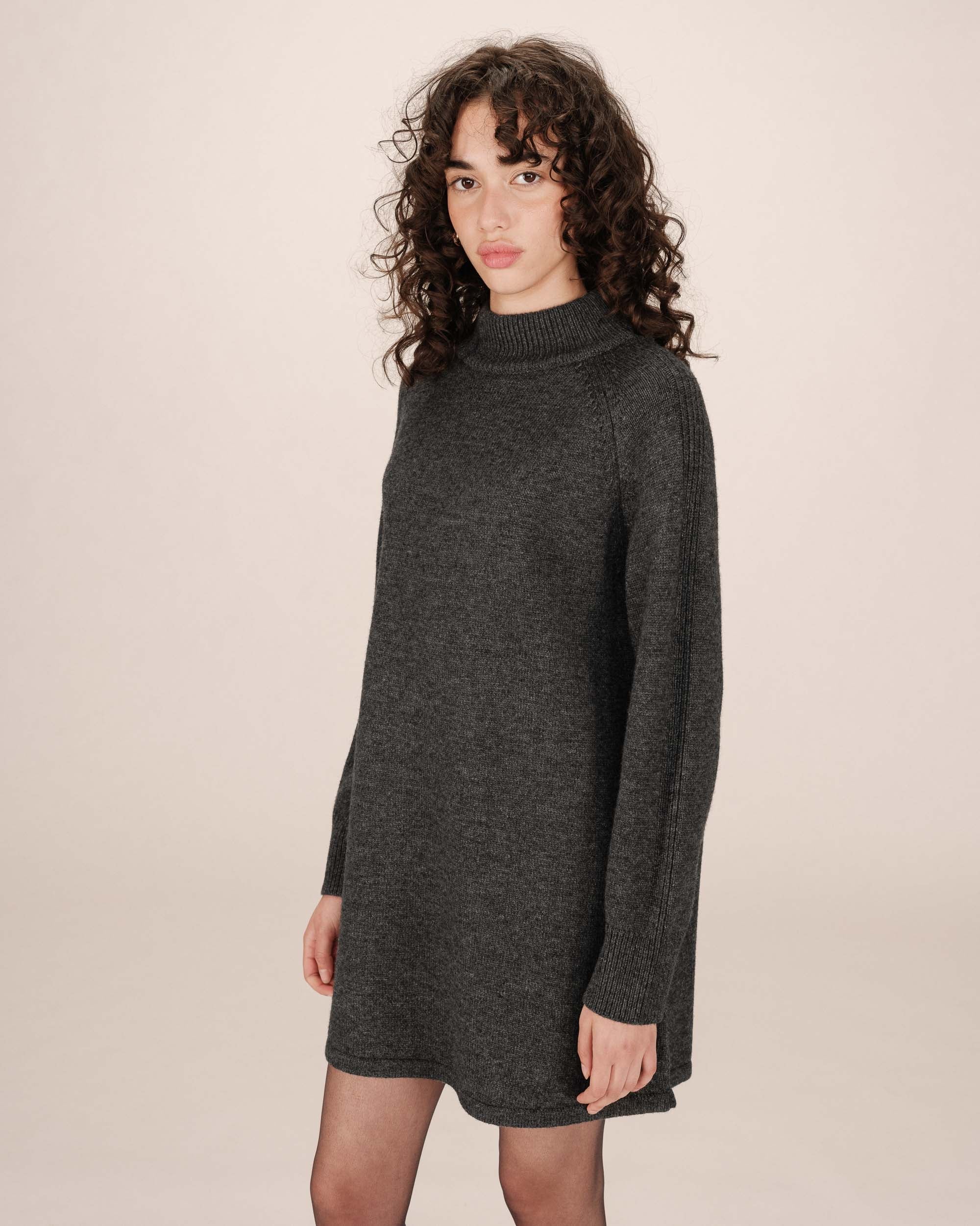 Robe Pull Courte Anthracite Sandrine - Image 2