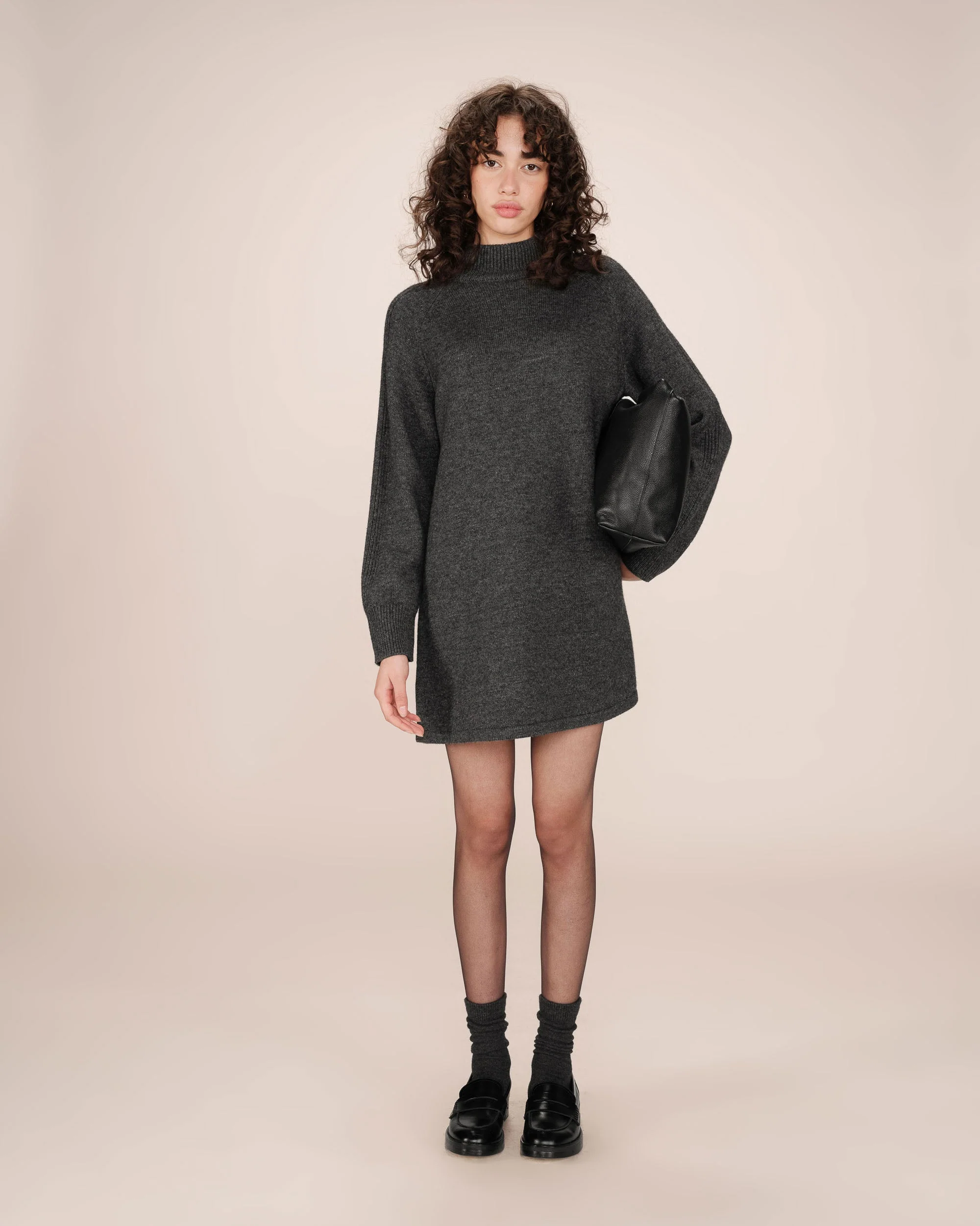 Robe Pull Courte Anthracite Sandrine - Image 4