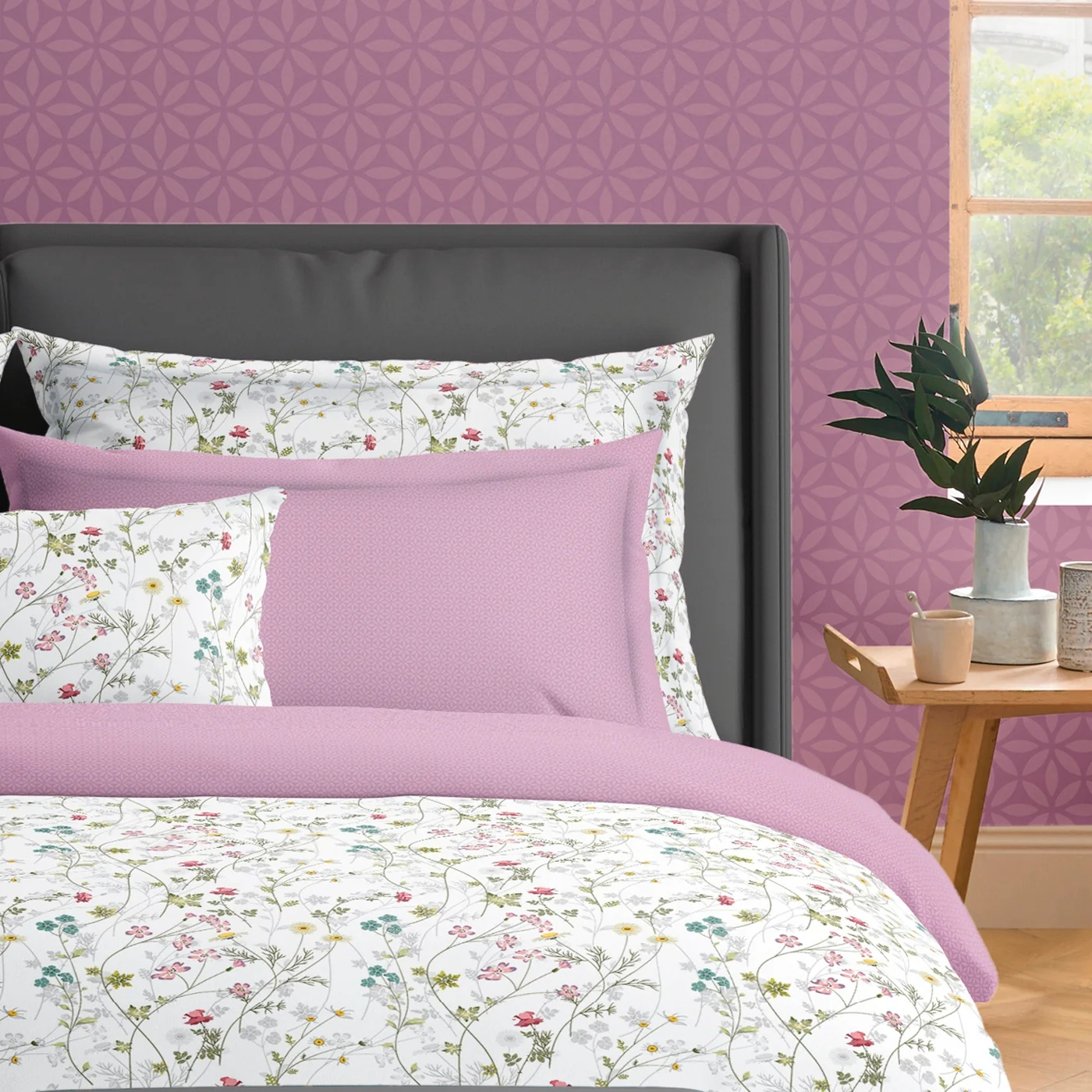 Housse De Couette + Taies D'Oreiller Satin De Coton - Blanc / Violet - Fleurs Sauvages - Image 4
