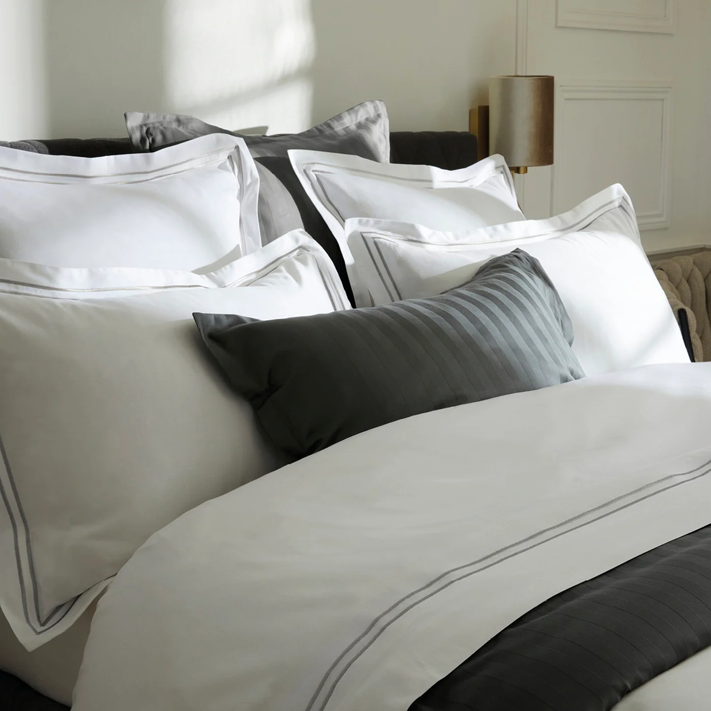 Housse De Couette + Taies D'Oreiller Satin De Coton - Gris / Blanc - Nice - Image 5