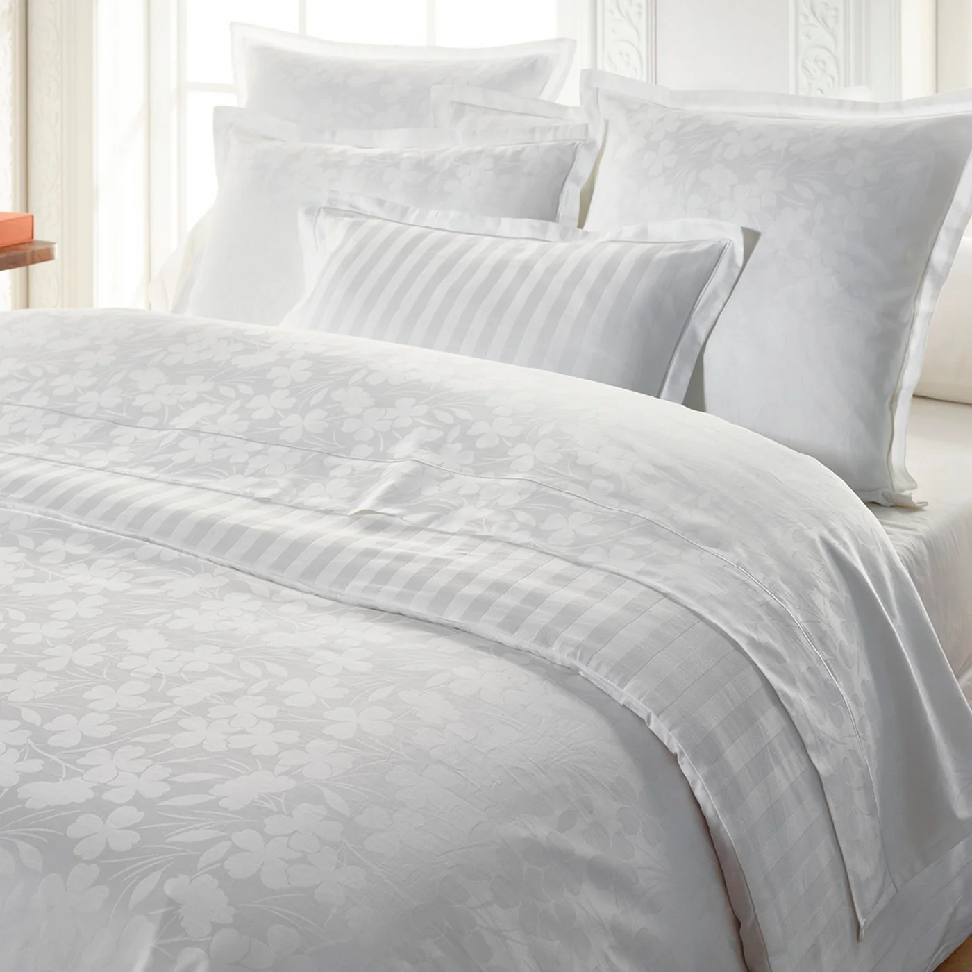Housse De Couette + Taies D'Oreiller Satin De Coton Tissé Jacquard - Blanc - Petit Chêne - Image 2